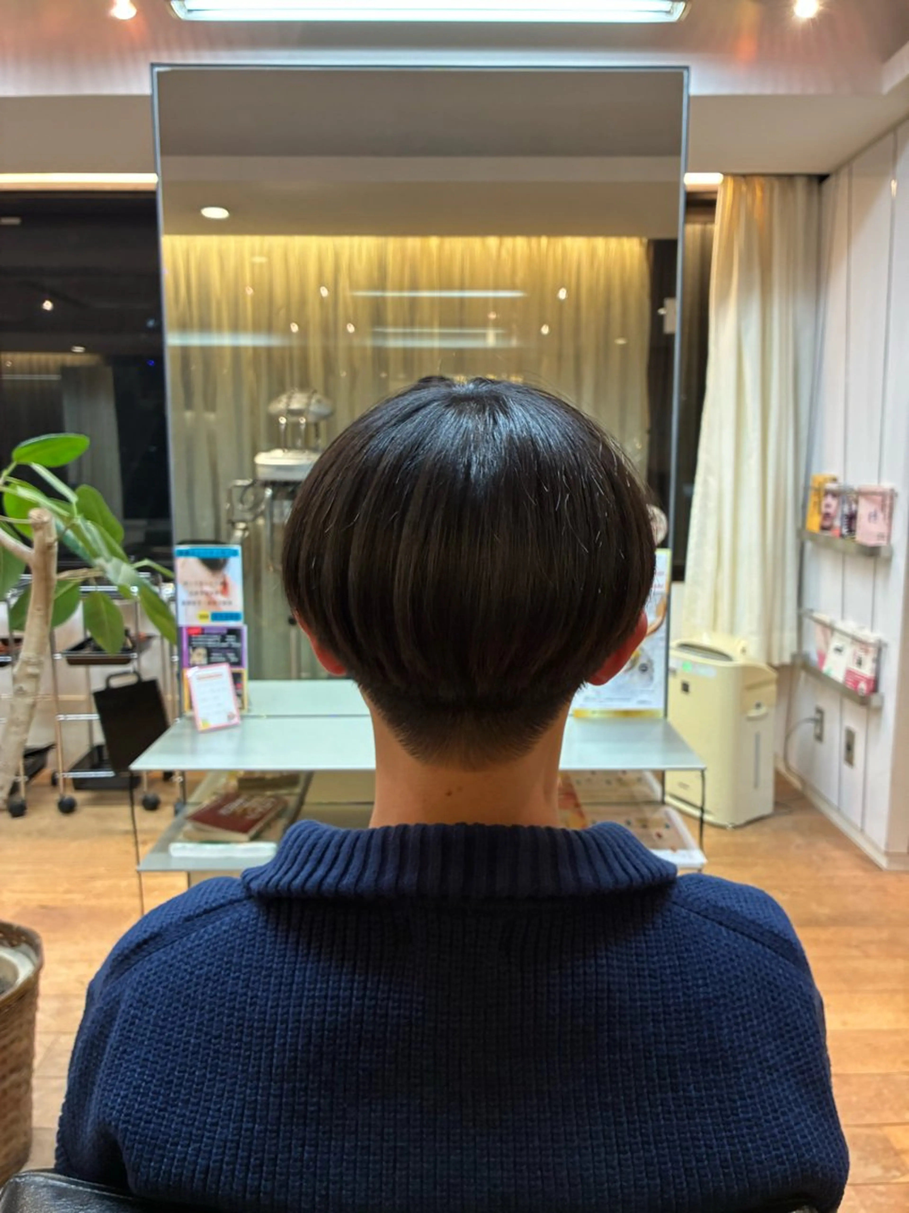 メンズ 八巻 真央のヘアスタイル