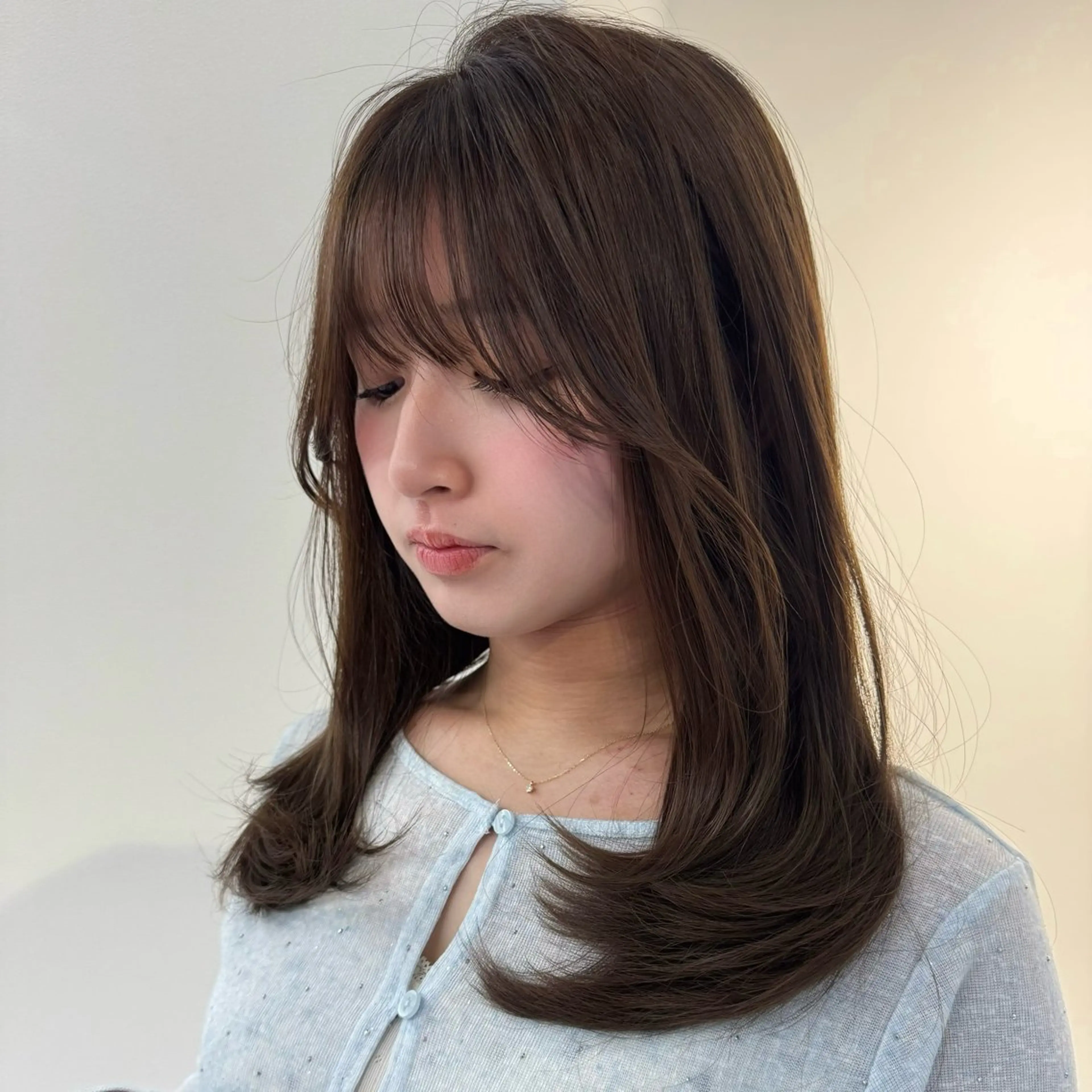 ミディアム ヘアカラー vivie Madokaのヘアスタイル