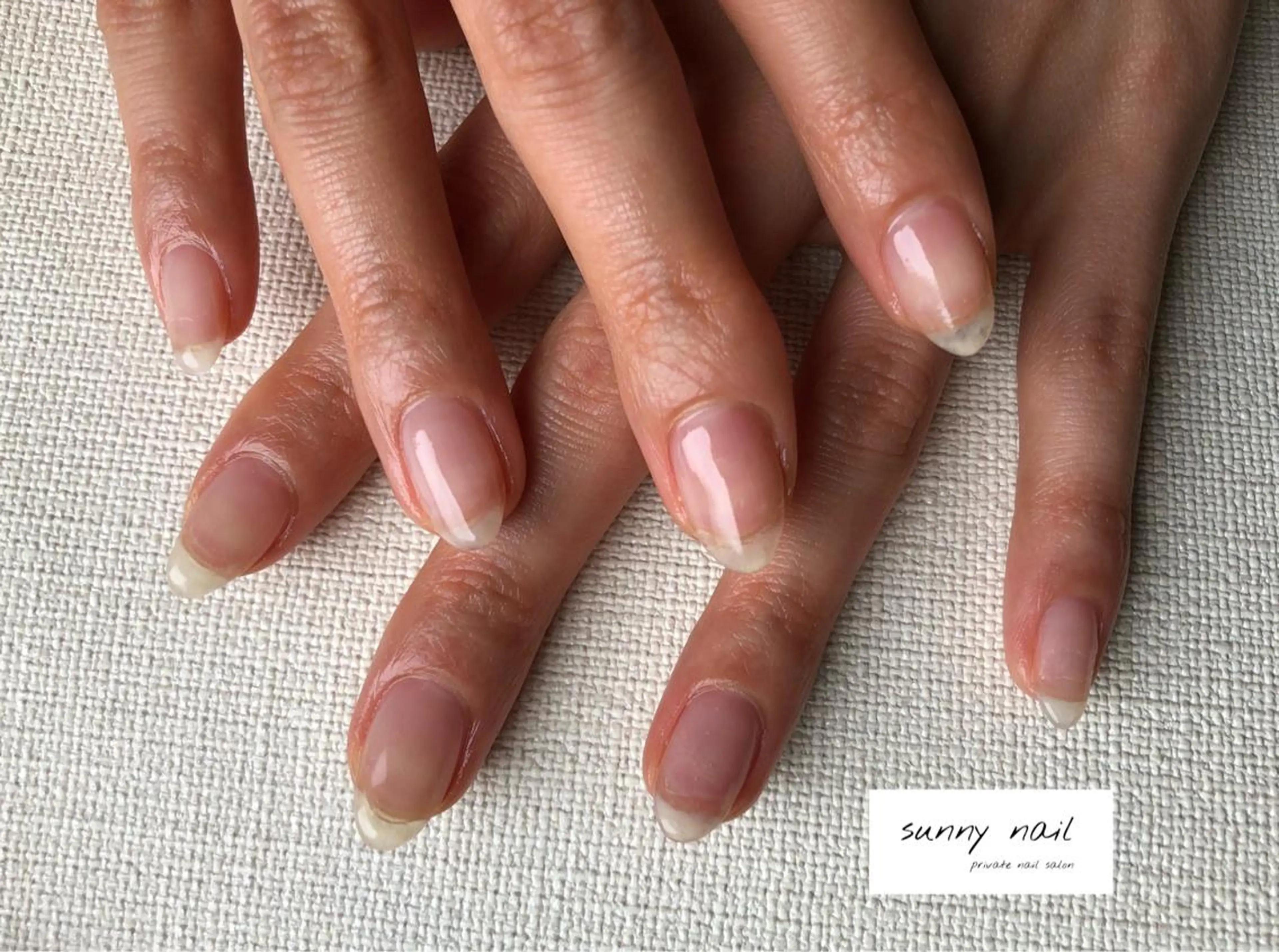 ネイル クリアネイル ジェルネイル ニュアンスネイル パラジェル sunny nailのネイルデザイン