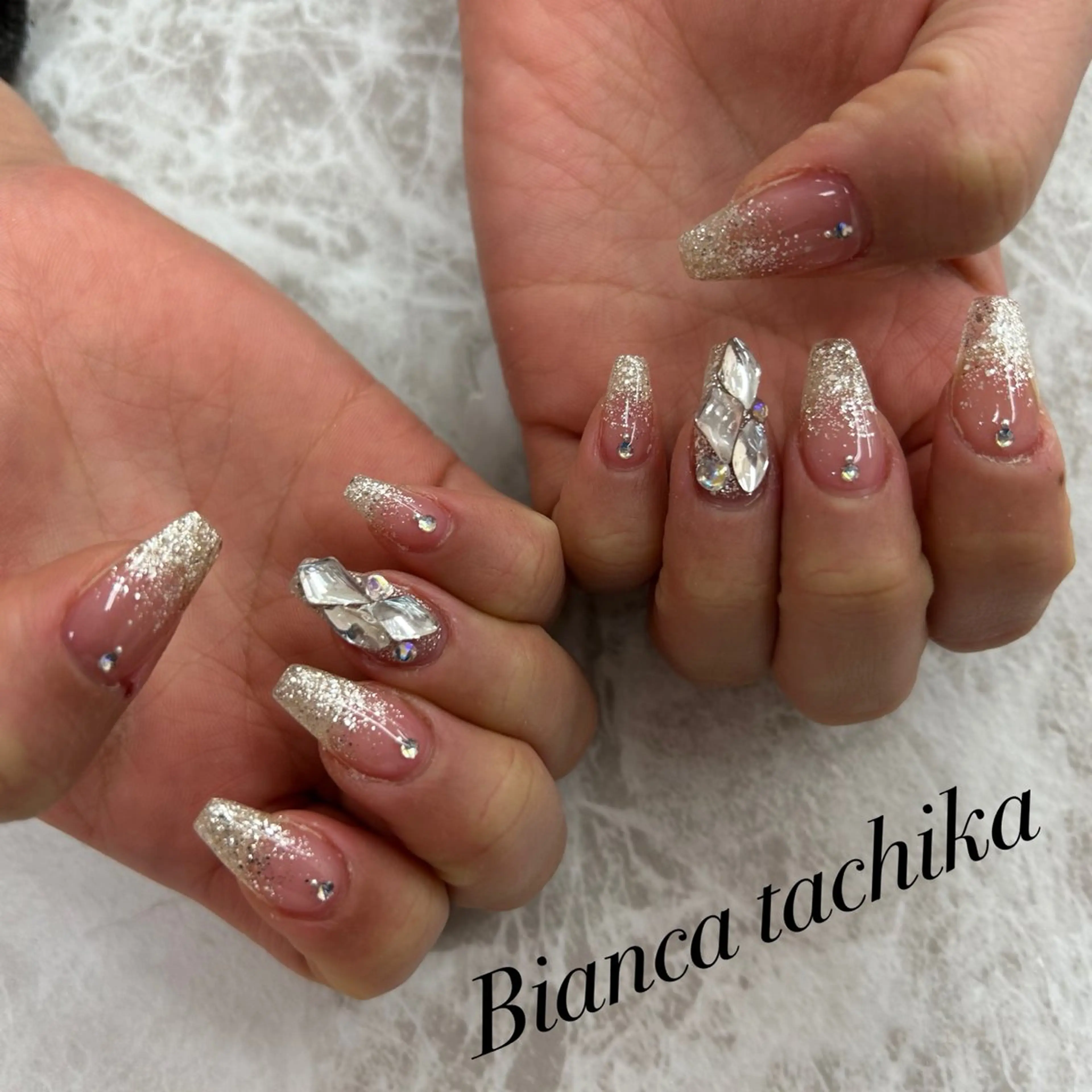 ネイル Bianca 立川店 小川のネイルデザイン