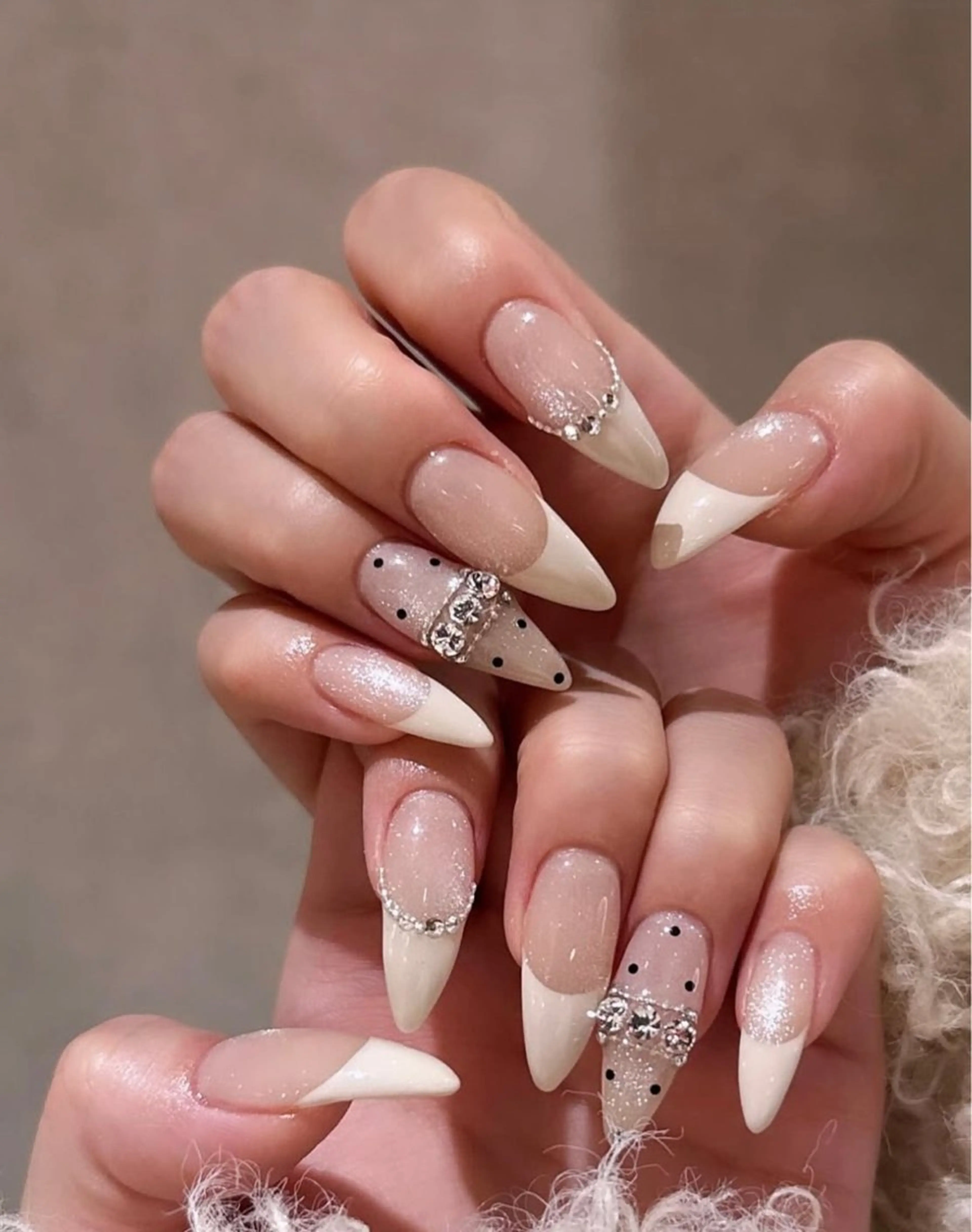 ネイル ハンドネイル NiJi Nailsのネイルデザイン