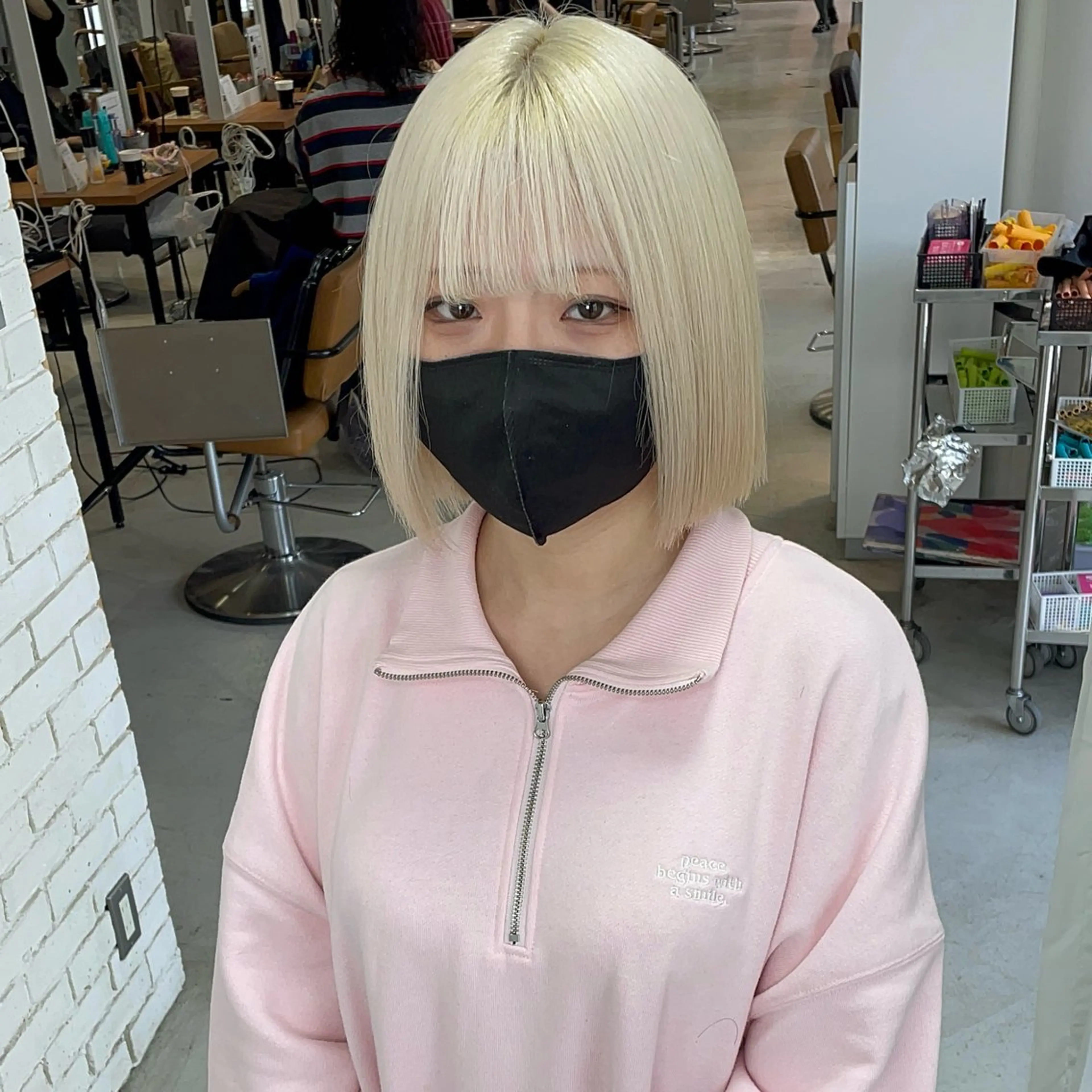 ショート ヘアカラー トリートメント 派手髪支持率No1 Eisukeのヘアスタイル