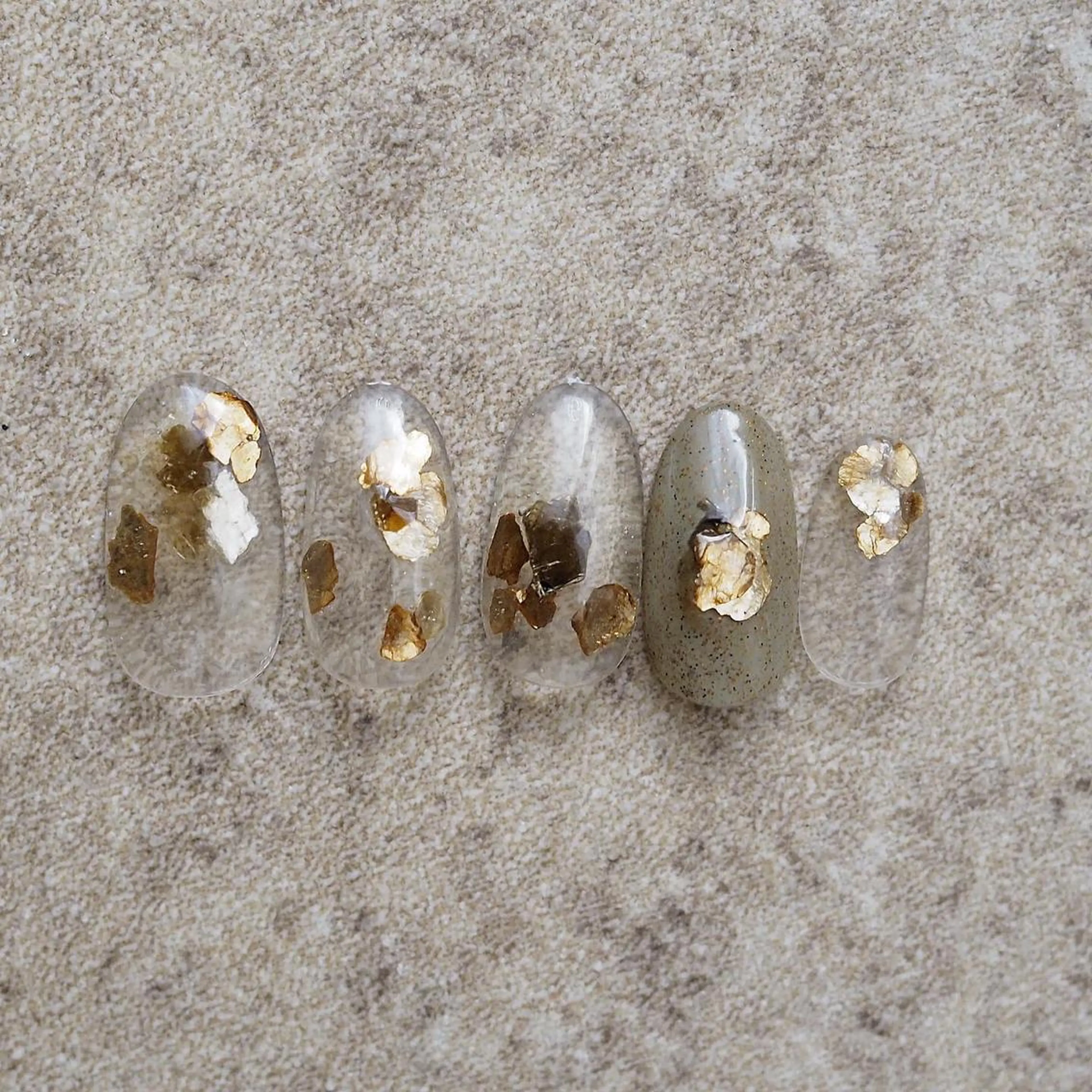 ネイル ニュアンスネイル セキグチ guttinailのネイルデザイン