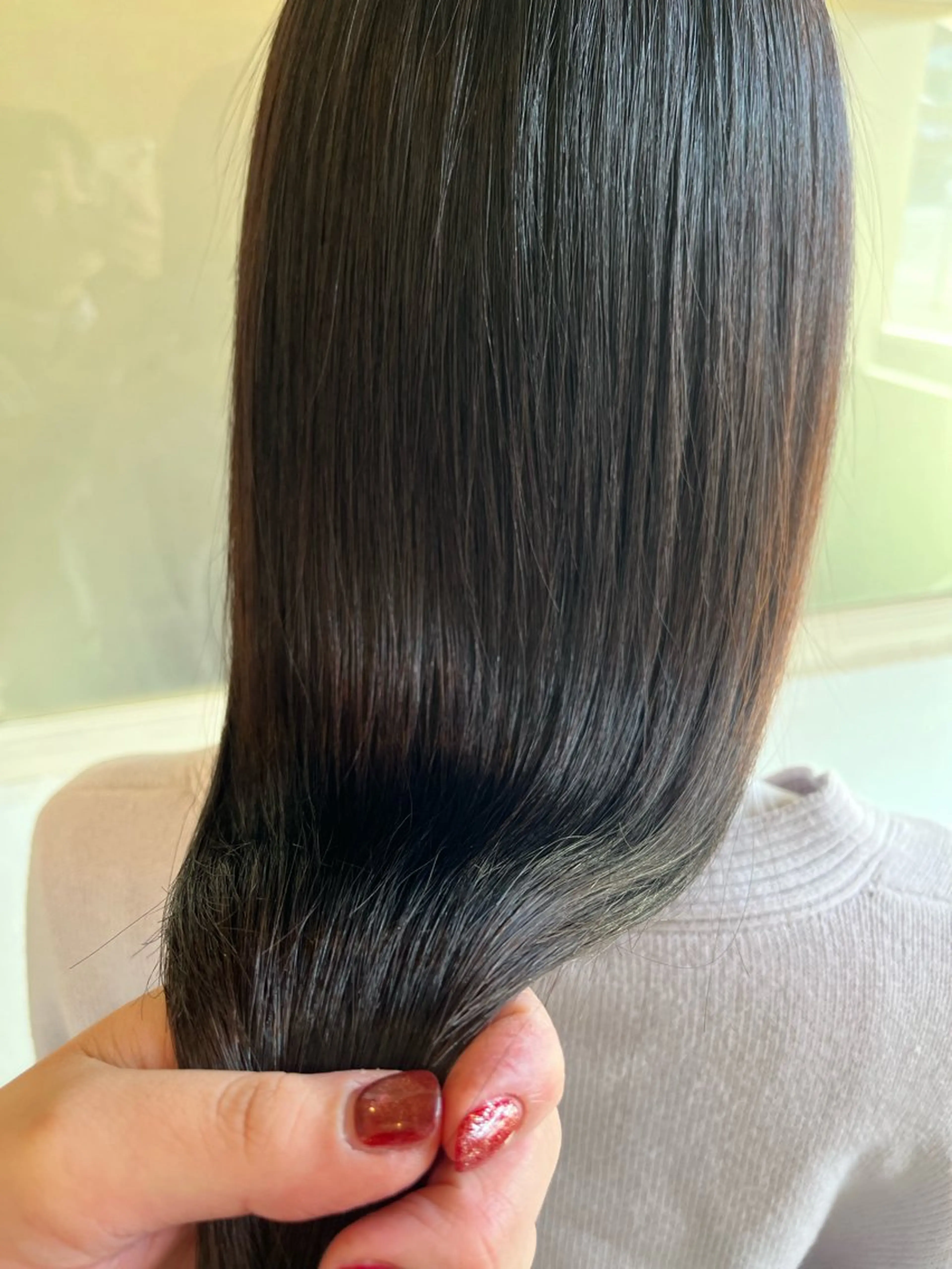 ロング カラー Ayumi/艶カラー /レイヤー/ネイルのヘアスタイル