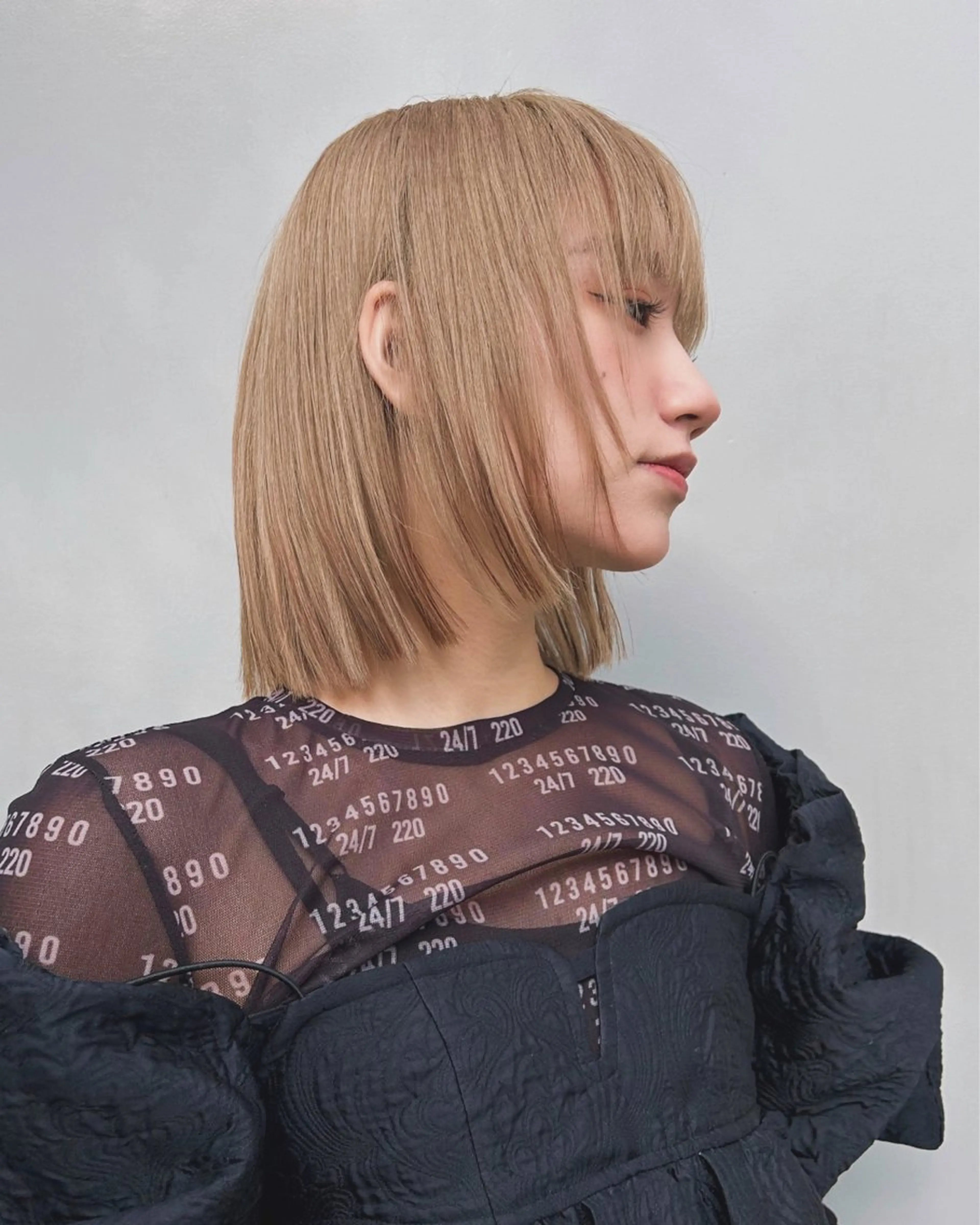 セミロング カラー ヘアカラー トリートメント ヘアセット レイヤー専門家 ダブルカラー修のヘアスタイル