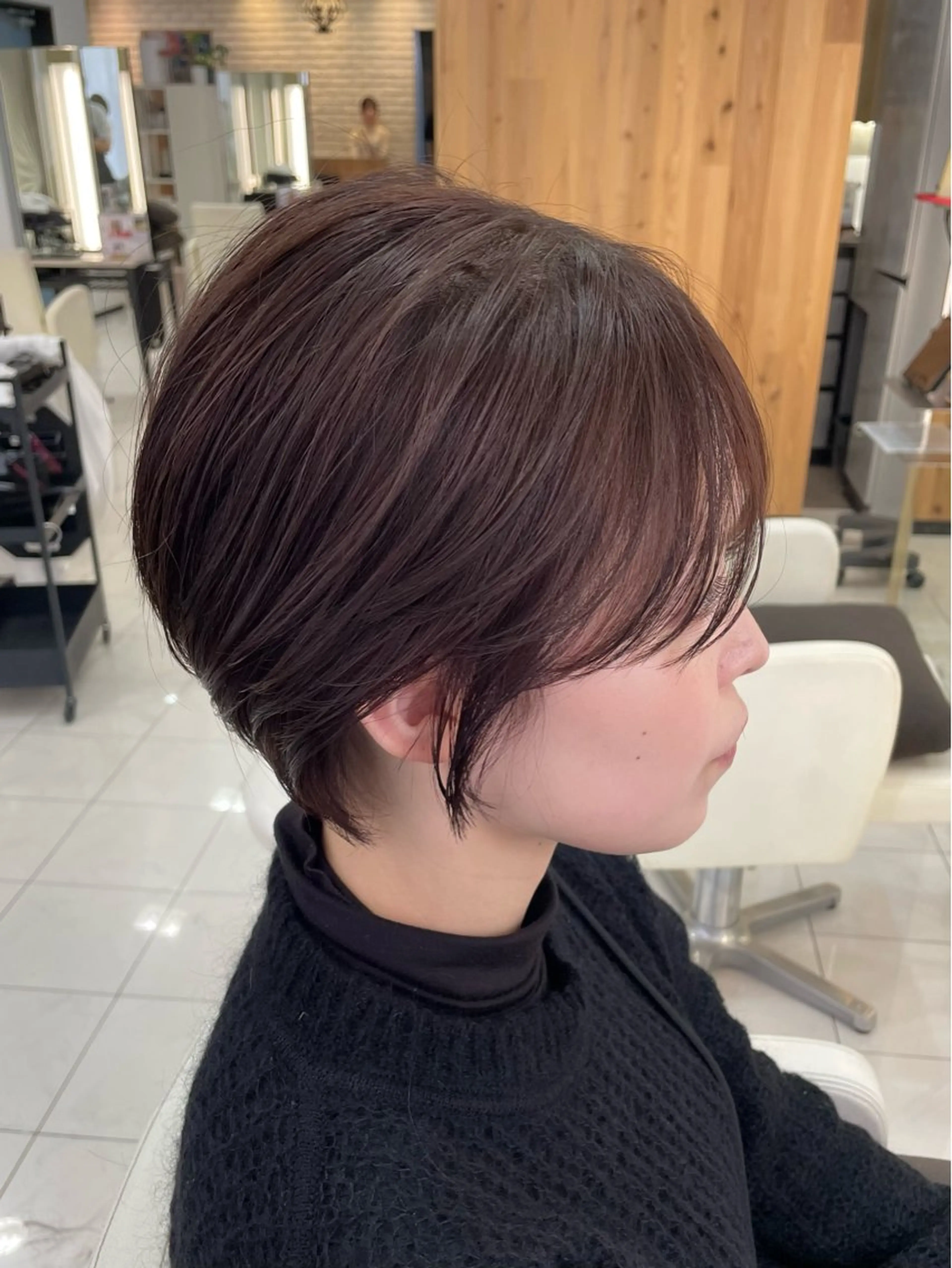 ショート カラー ブラウンカラー ナチュラルブラウン chic channel伊藤のヘアスタイル