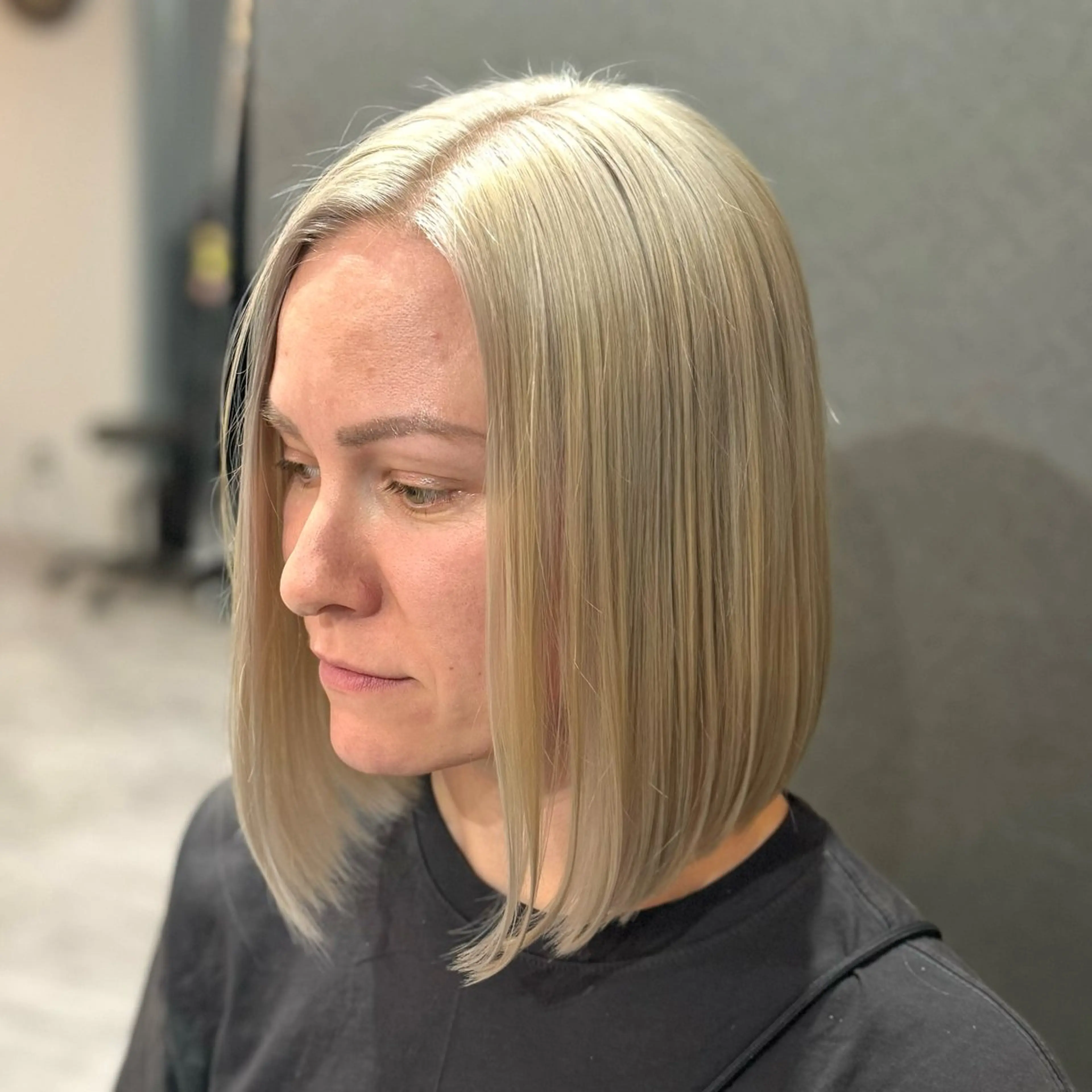 ミディアム カラー ブロンド 吉田 聡一のヘアスタイル