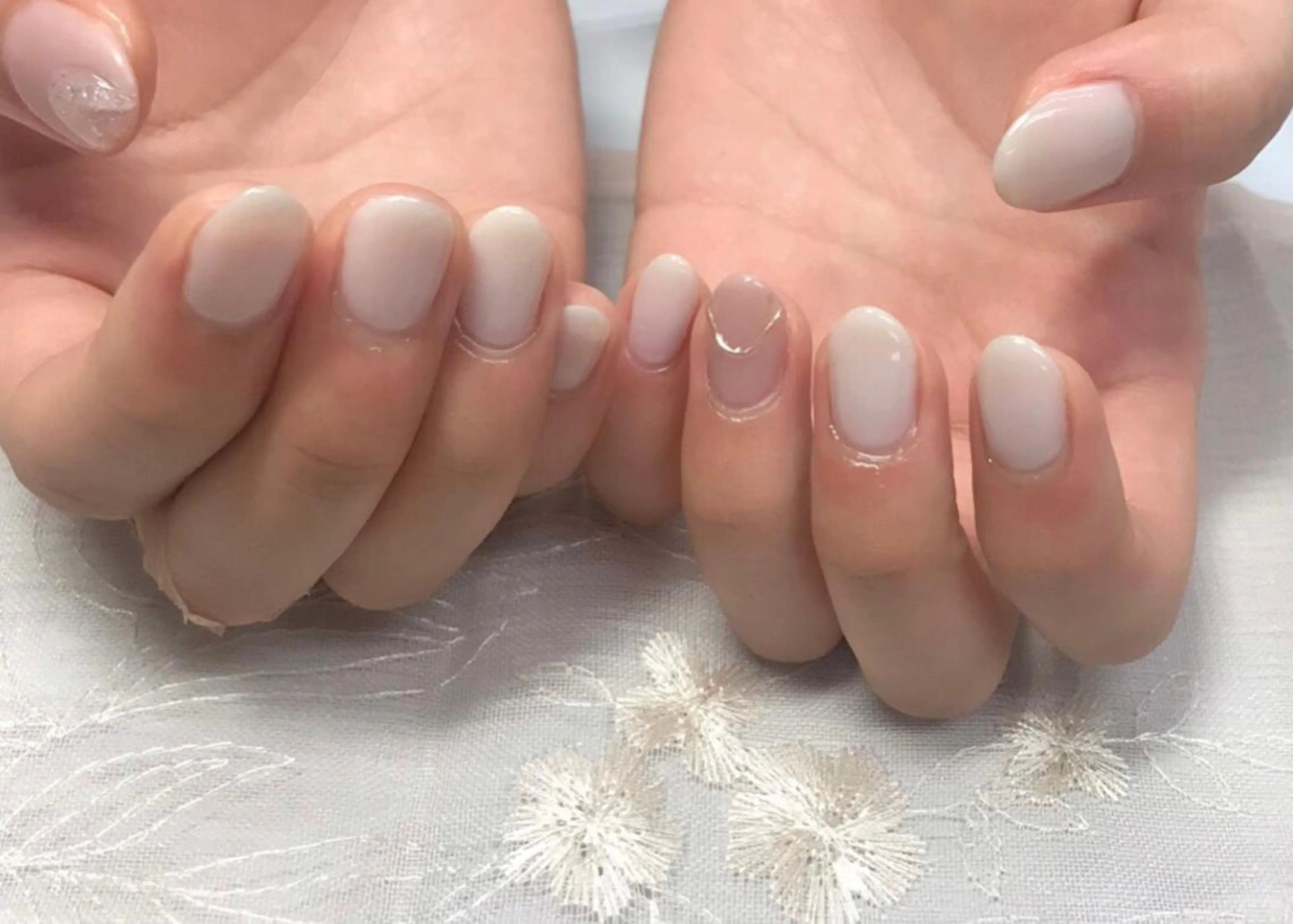 ネイル ぷっくりネイル ショートネイル. Home sweetのネイルデザイン