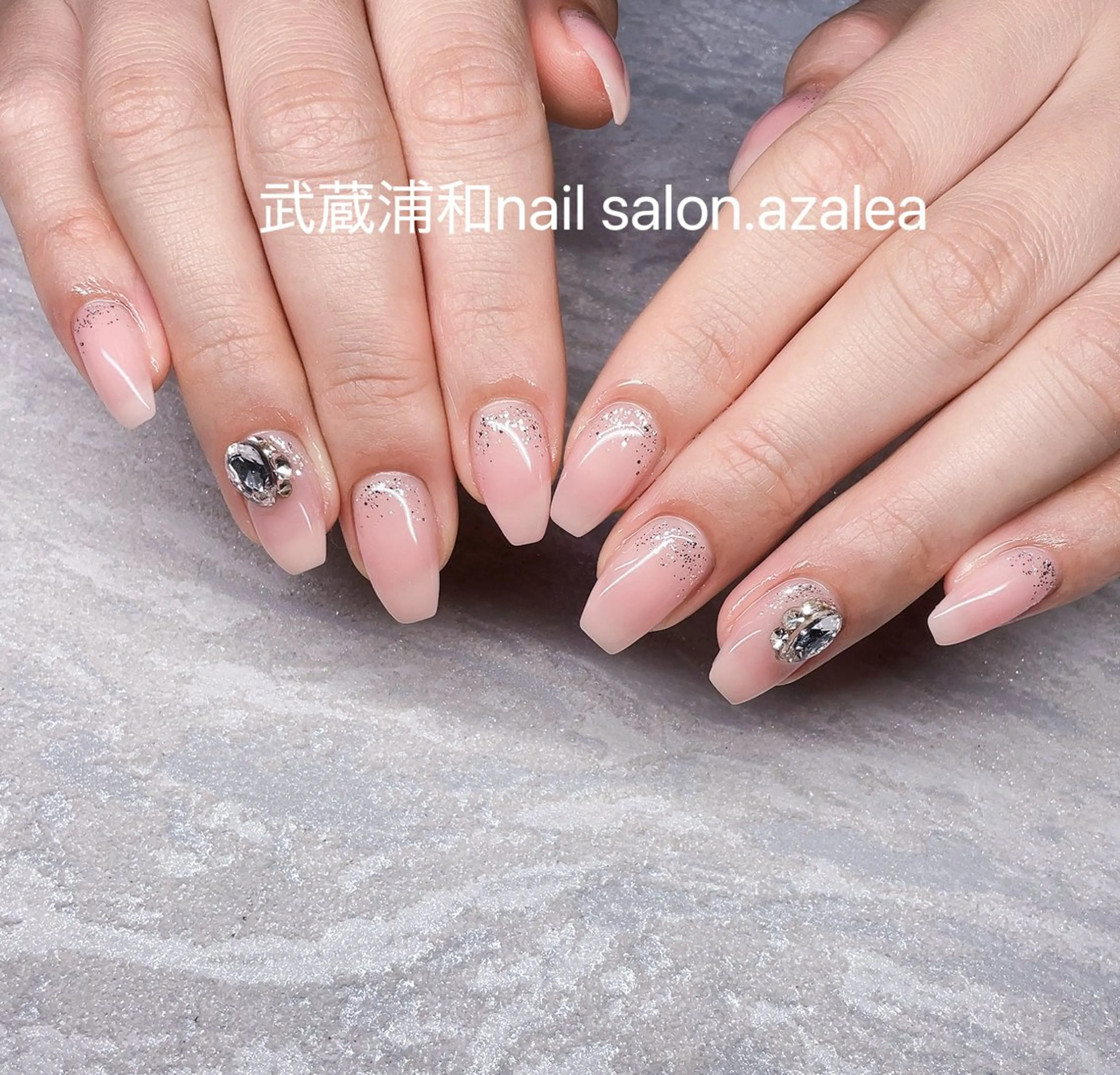 ネイル ハンドネイル R inのネイルデザイン