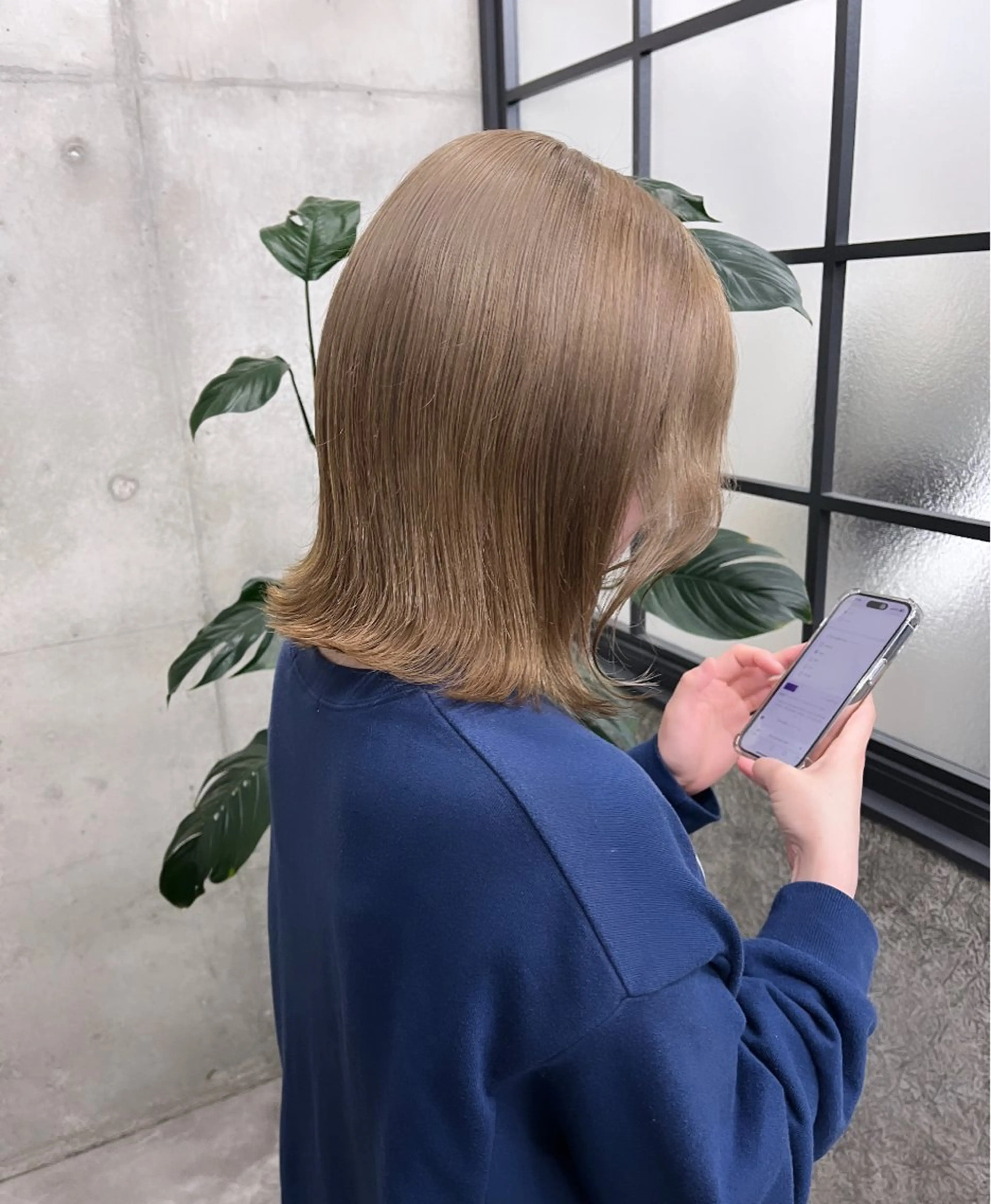ミディアム ハイトーン🫧艶髪 MAIKAのヘアスタイル