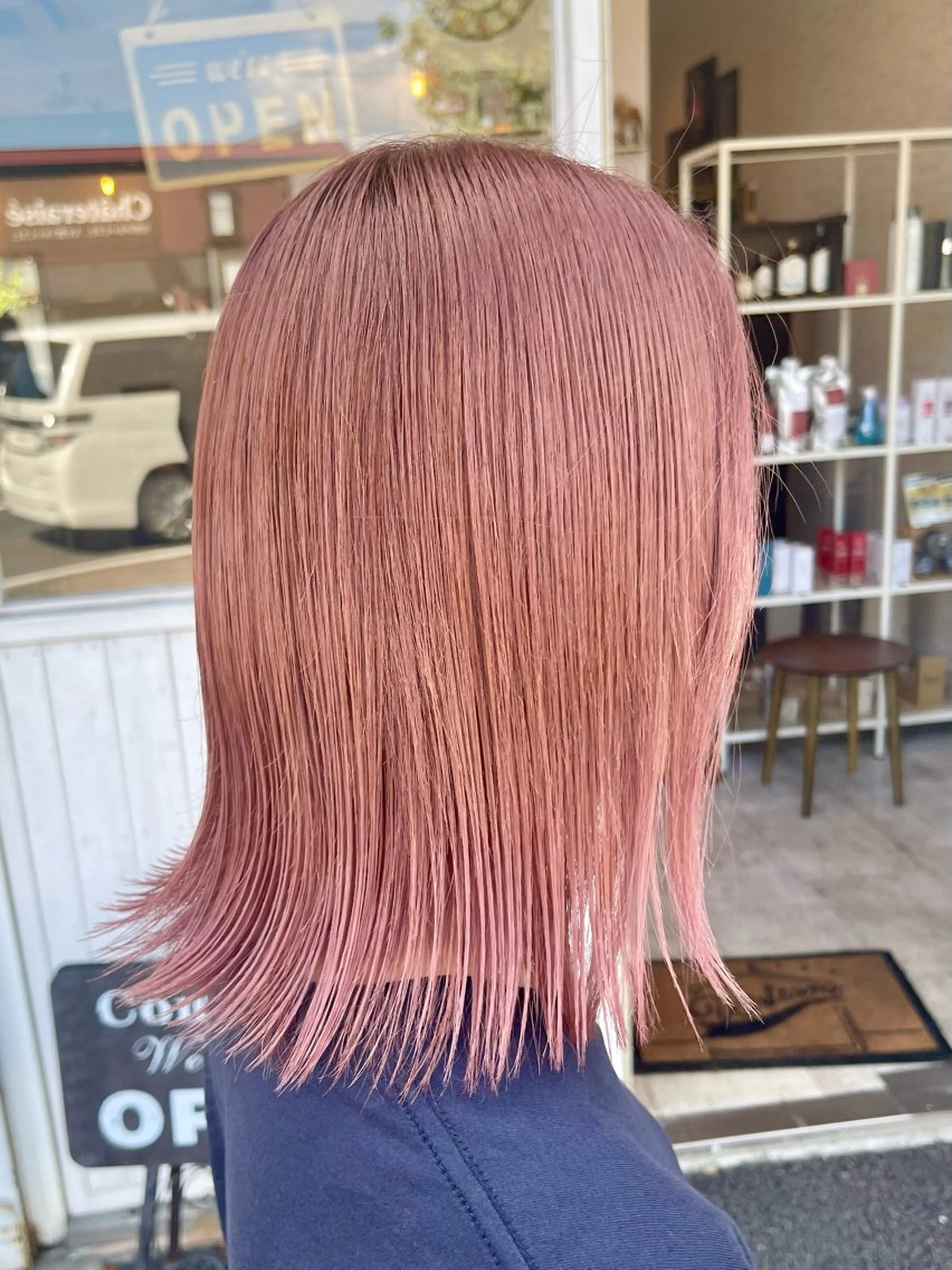 ミディアム カット ヘアカラー トリートメント 🍭透明感カラー 志賀拓海🍬🌈のヘアスタイル