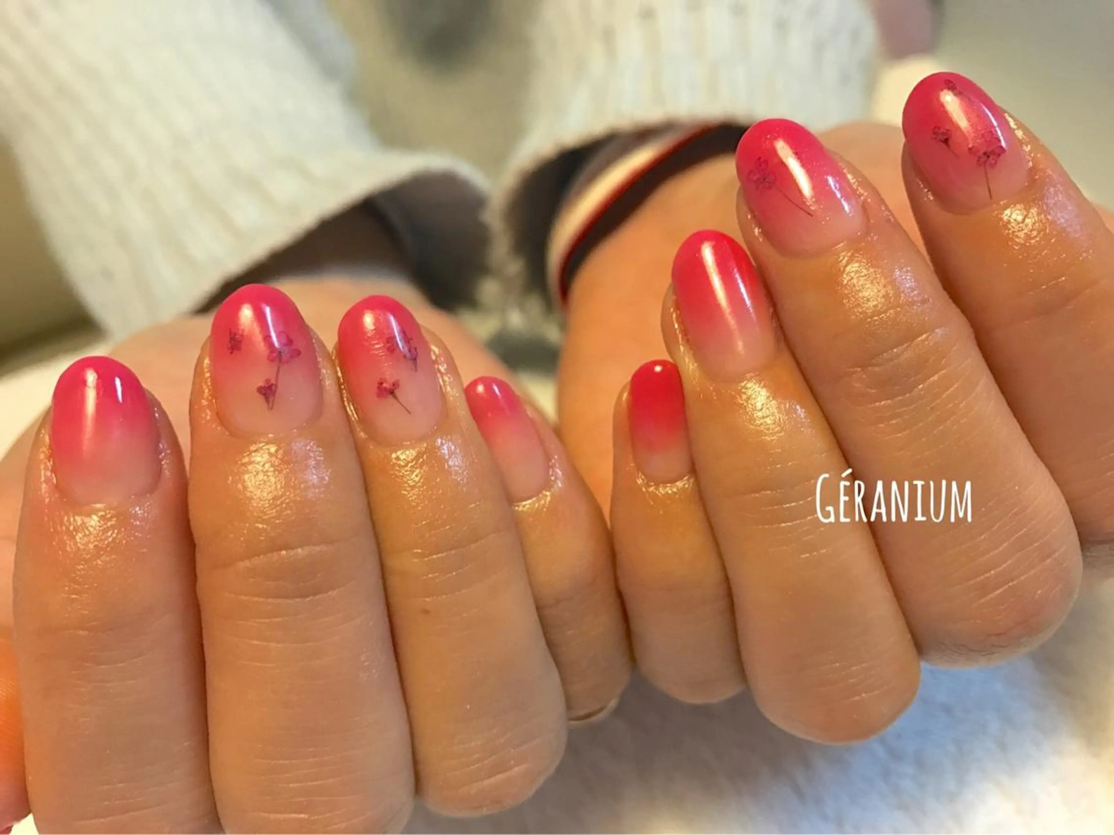 ネイル フラワーネイル GéRanium Harukaのネイルデザイン