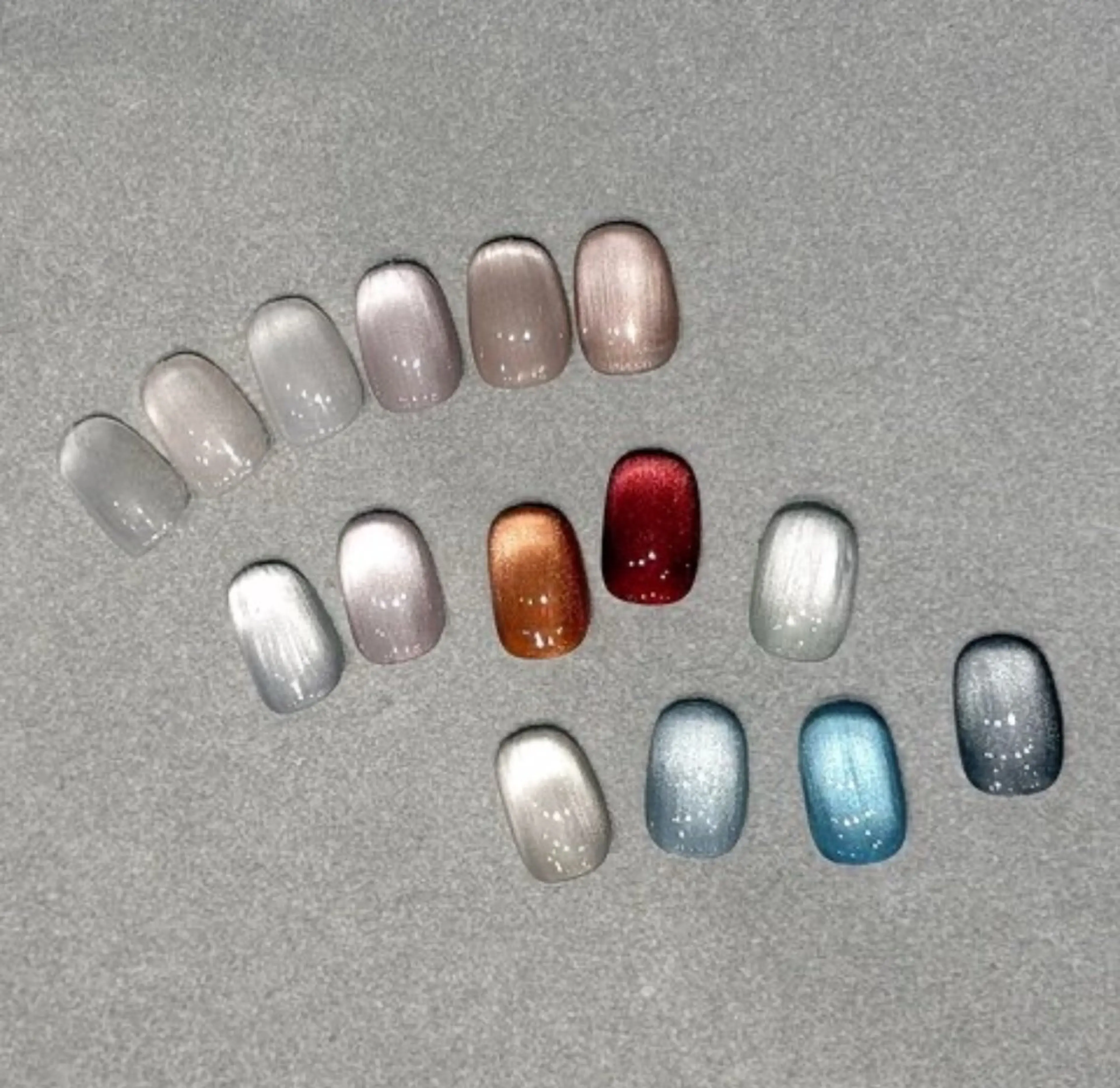 ネイル マグネットネイル A. Toriiのネイルデザイン