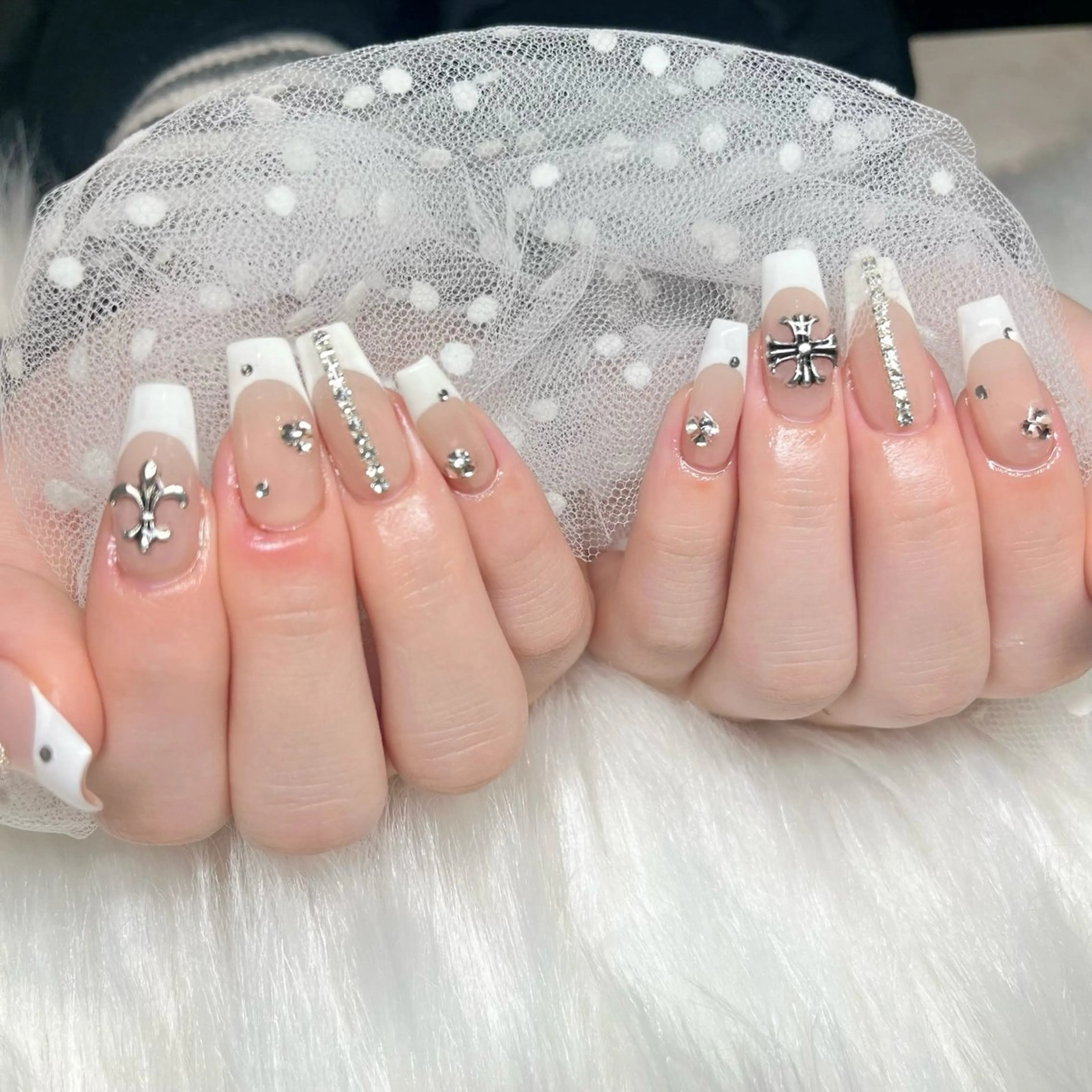 ネイル ハンドネイル Miki 本町駅｜💅‎🤍のネイルデザイン