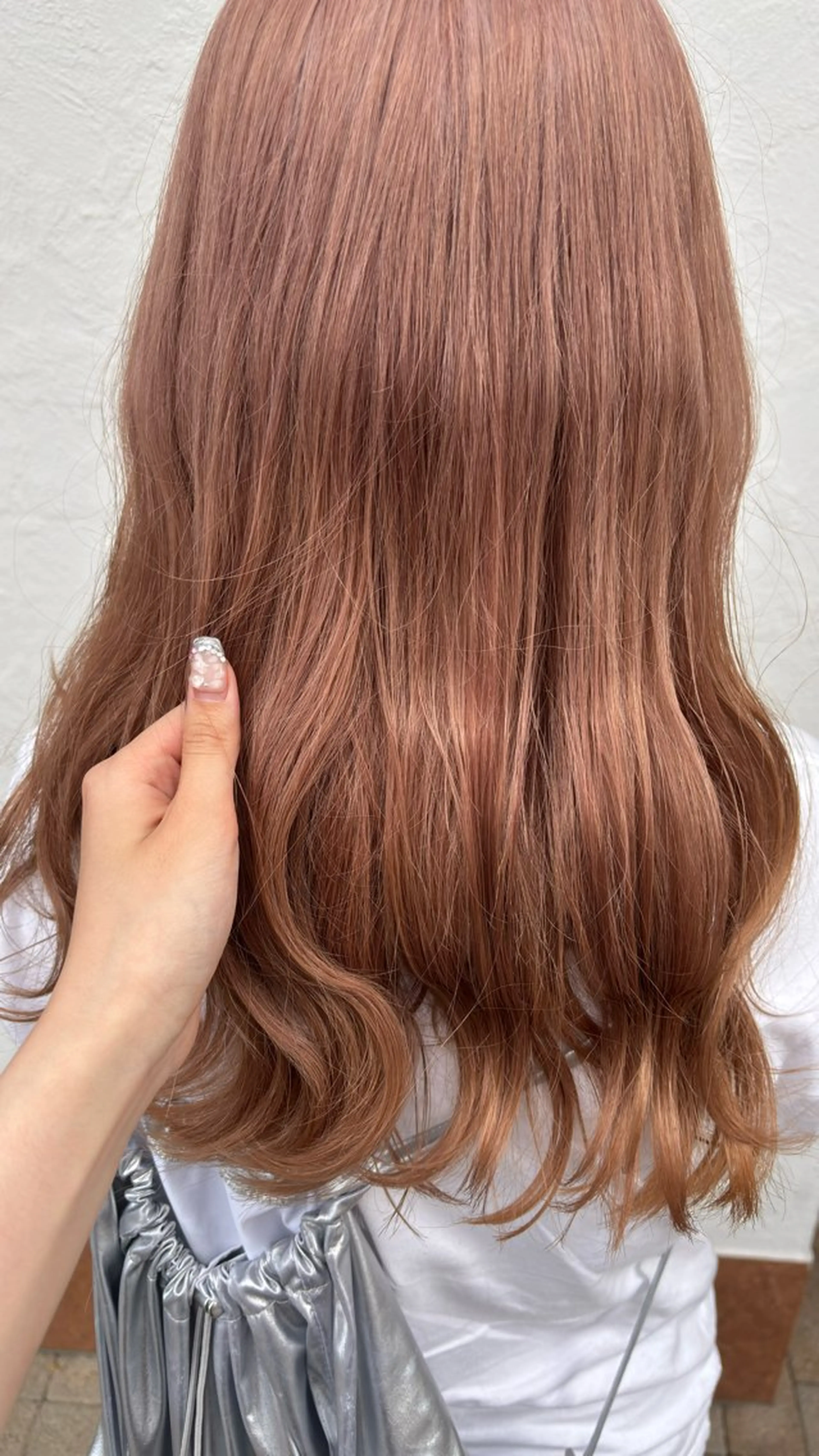 セミロング カラー ベージュカラー ブリーチ ピンクカラー ピンクベージュ ヘアカラー トリートメント Karin trスタイリスト🥀のヘアスタイル