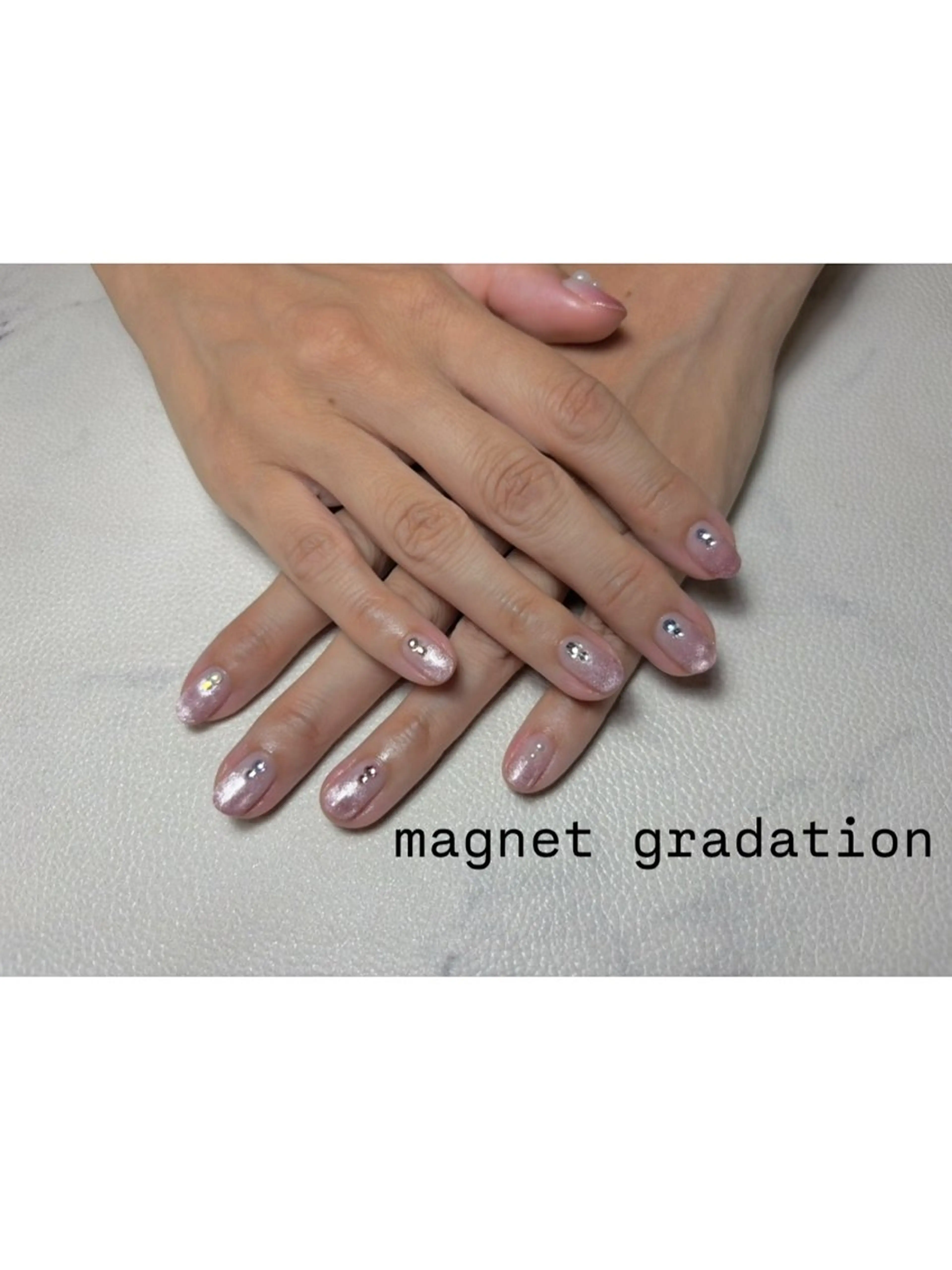 ネイル グラデーション マグネットネイル BellaLuna 武藤美里のネイルデザイン
