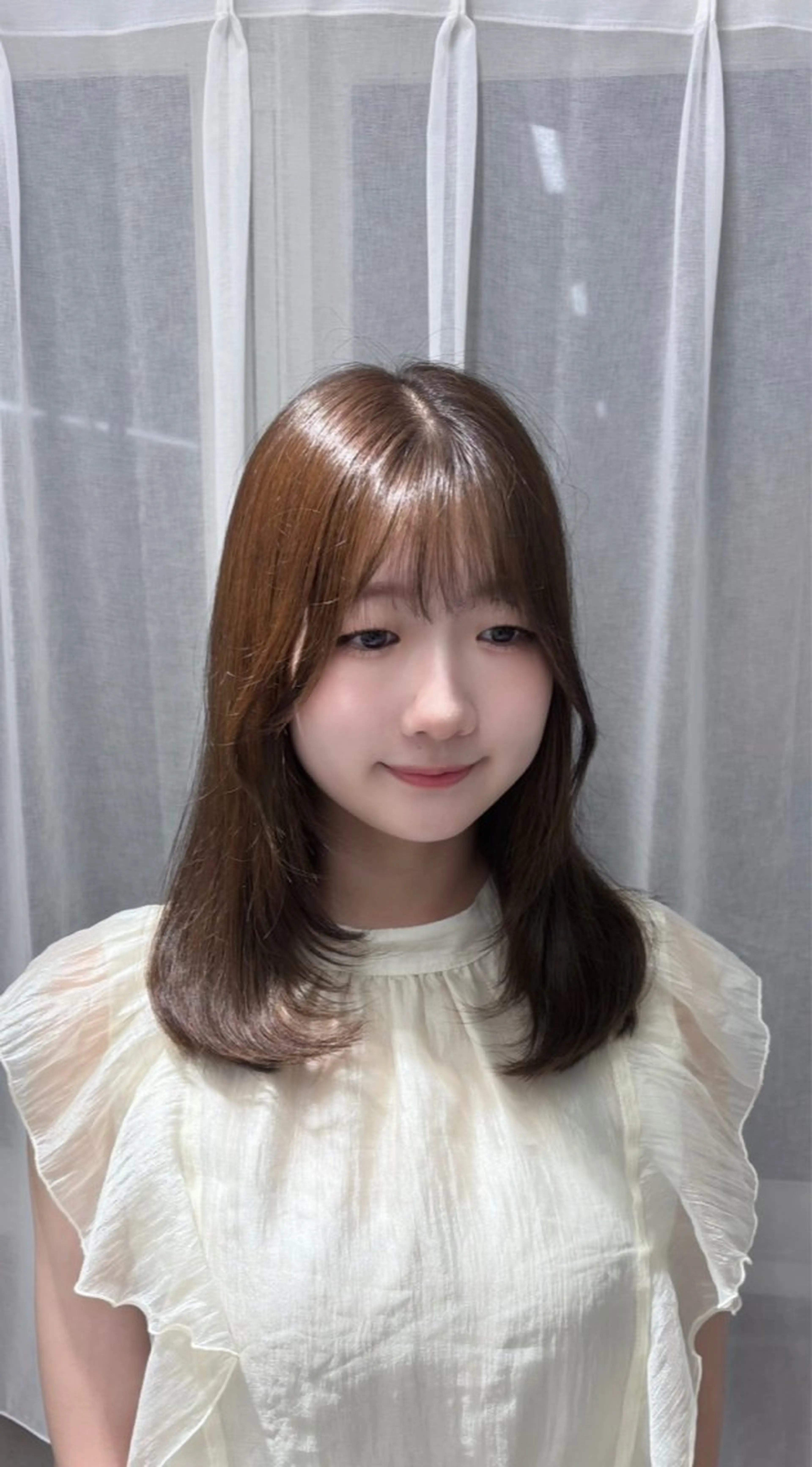 ミディアム カラー レイヤーカット 心愛/天神/レイヤー /透明感カラー/艶髪のヘアスタイル