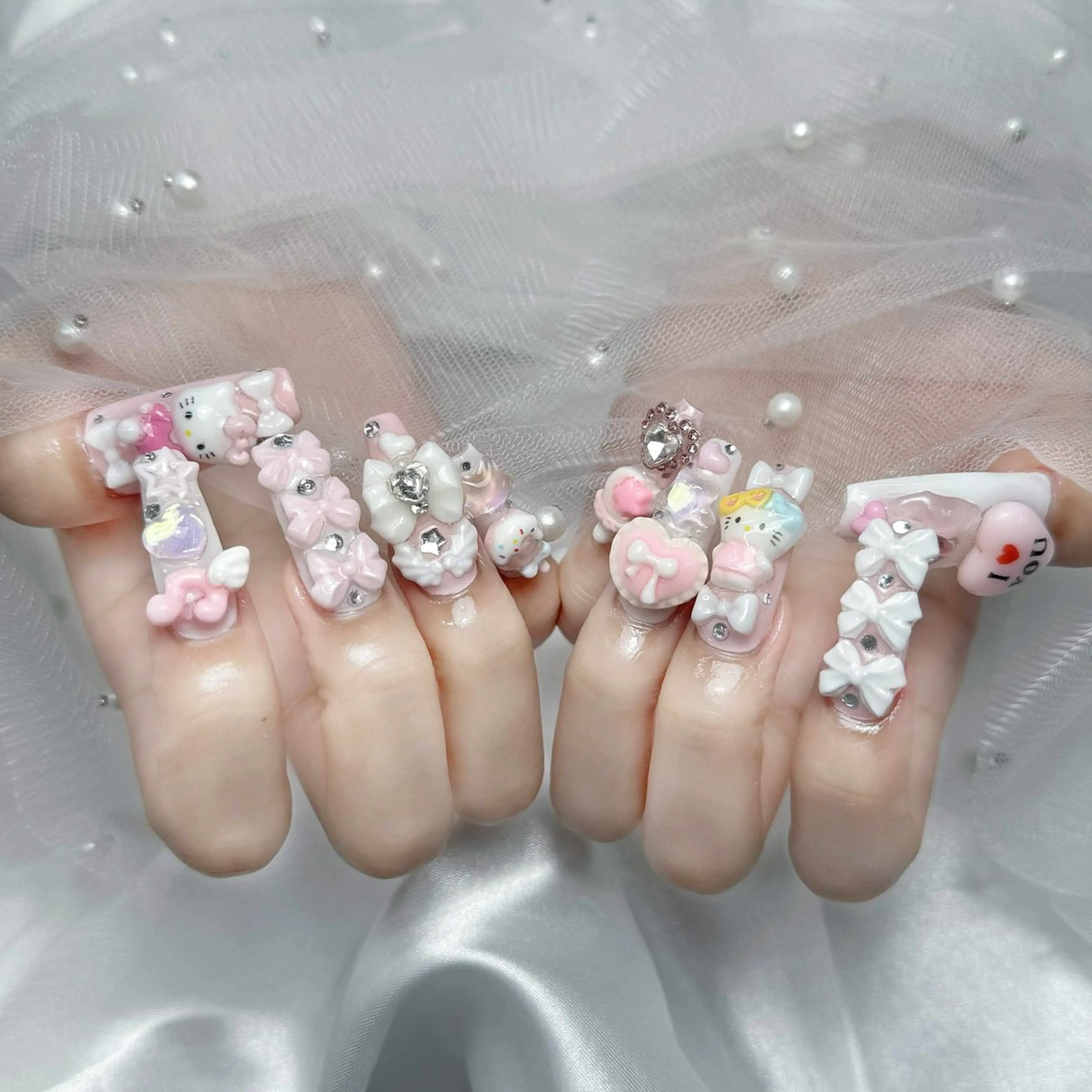 ネイル アートネイル ジェルネイル キラキラネイル 持ち込み シンプルネイル Nova Nail Salonのネイルデザイン