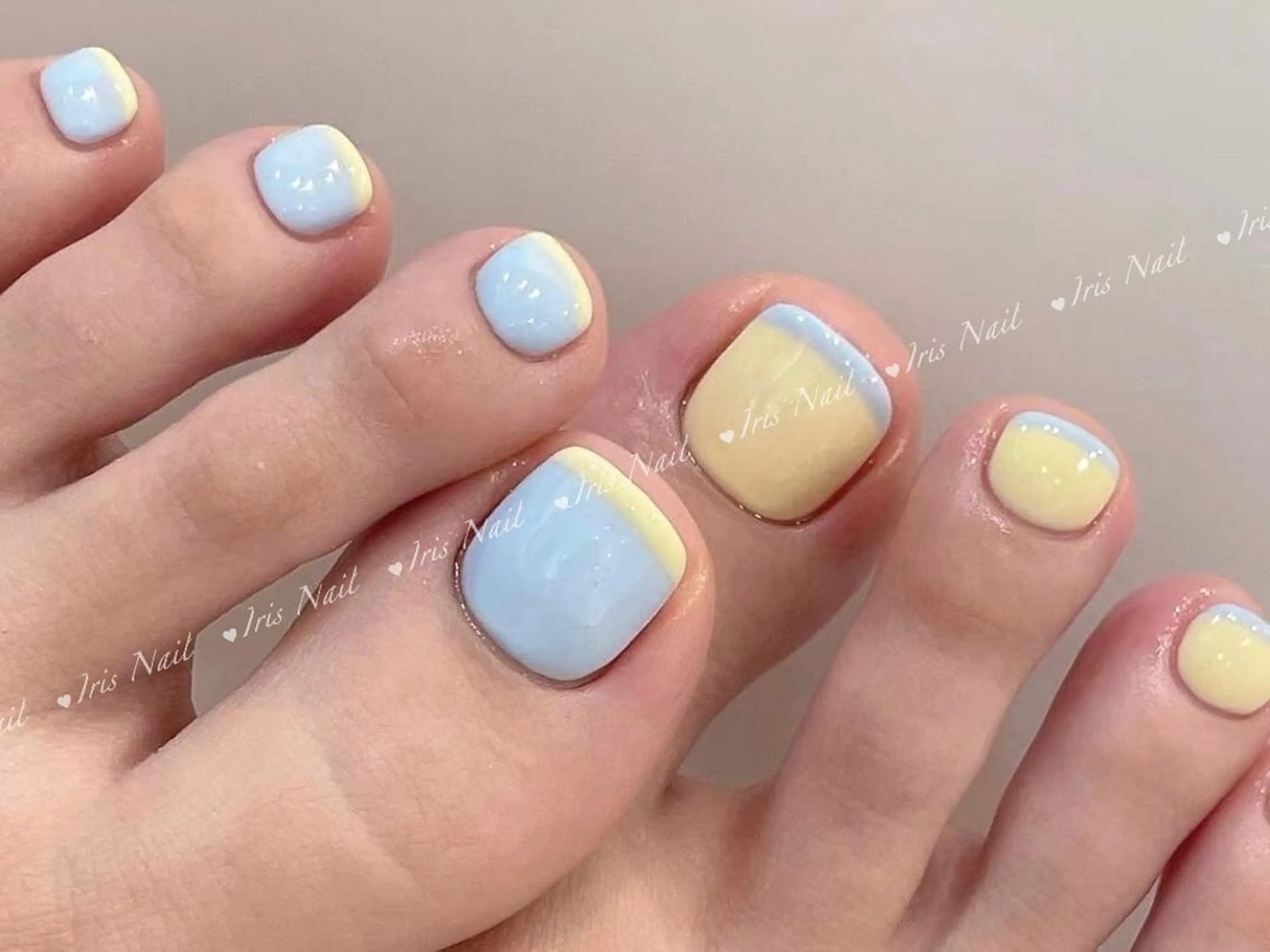 ネイル フットネイル フレンチネイル フットネイル 🍒IRIS Nail🌸のネイルデザイン