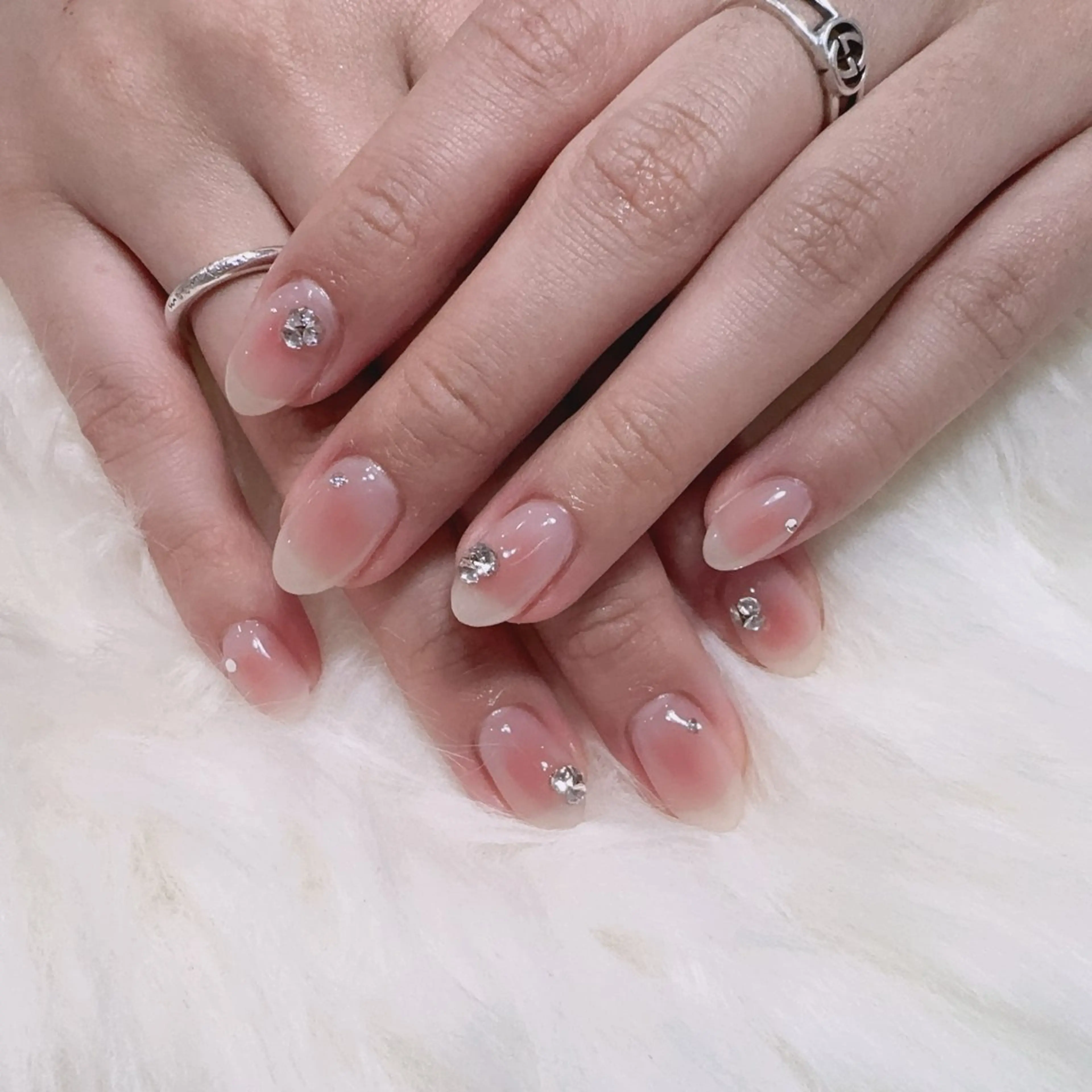 ネイル WISTERIA kozueのネイルデザイン