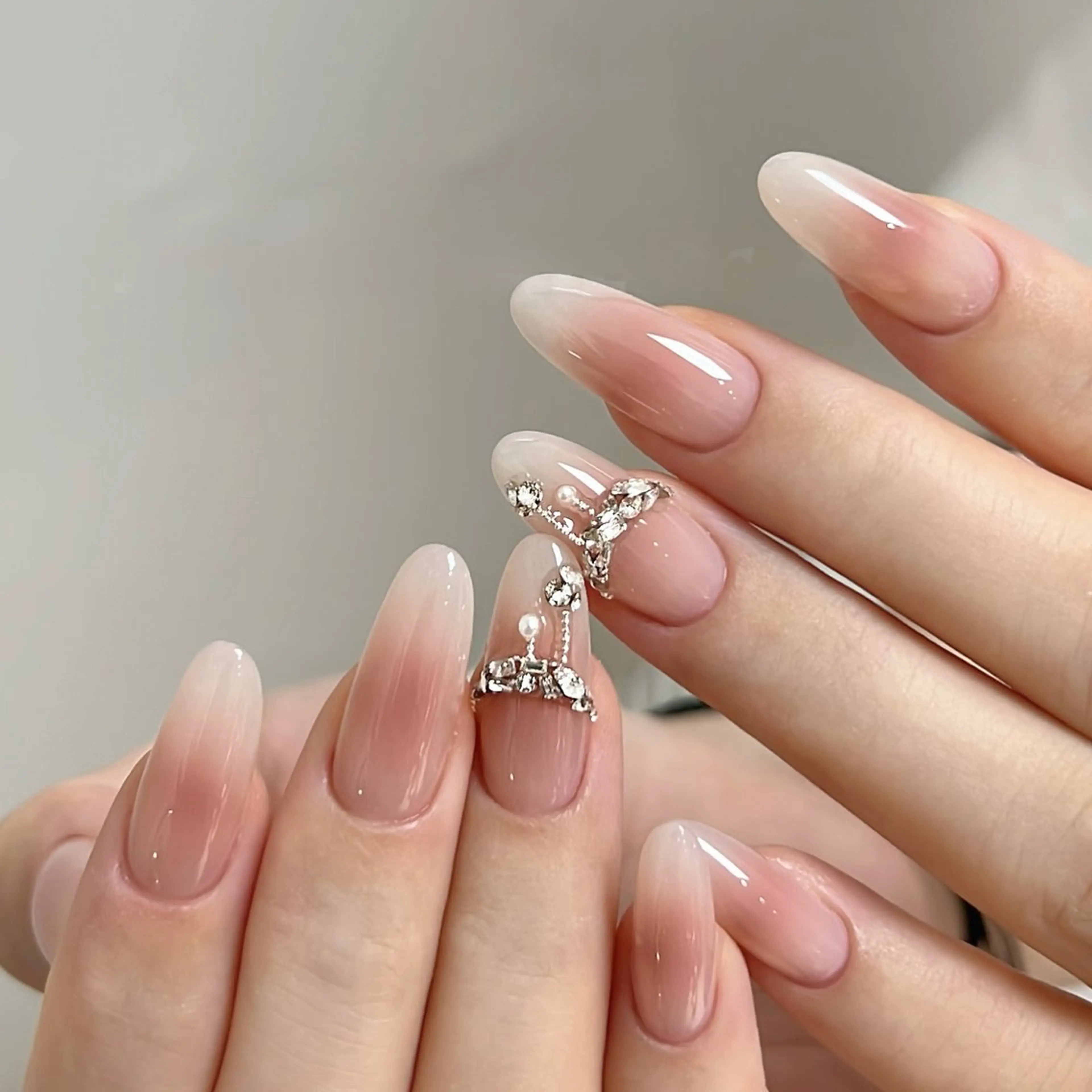 ネイル ハンドネイル Iris  Nail所属・akige akigeのネイルデザイン