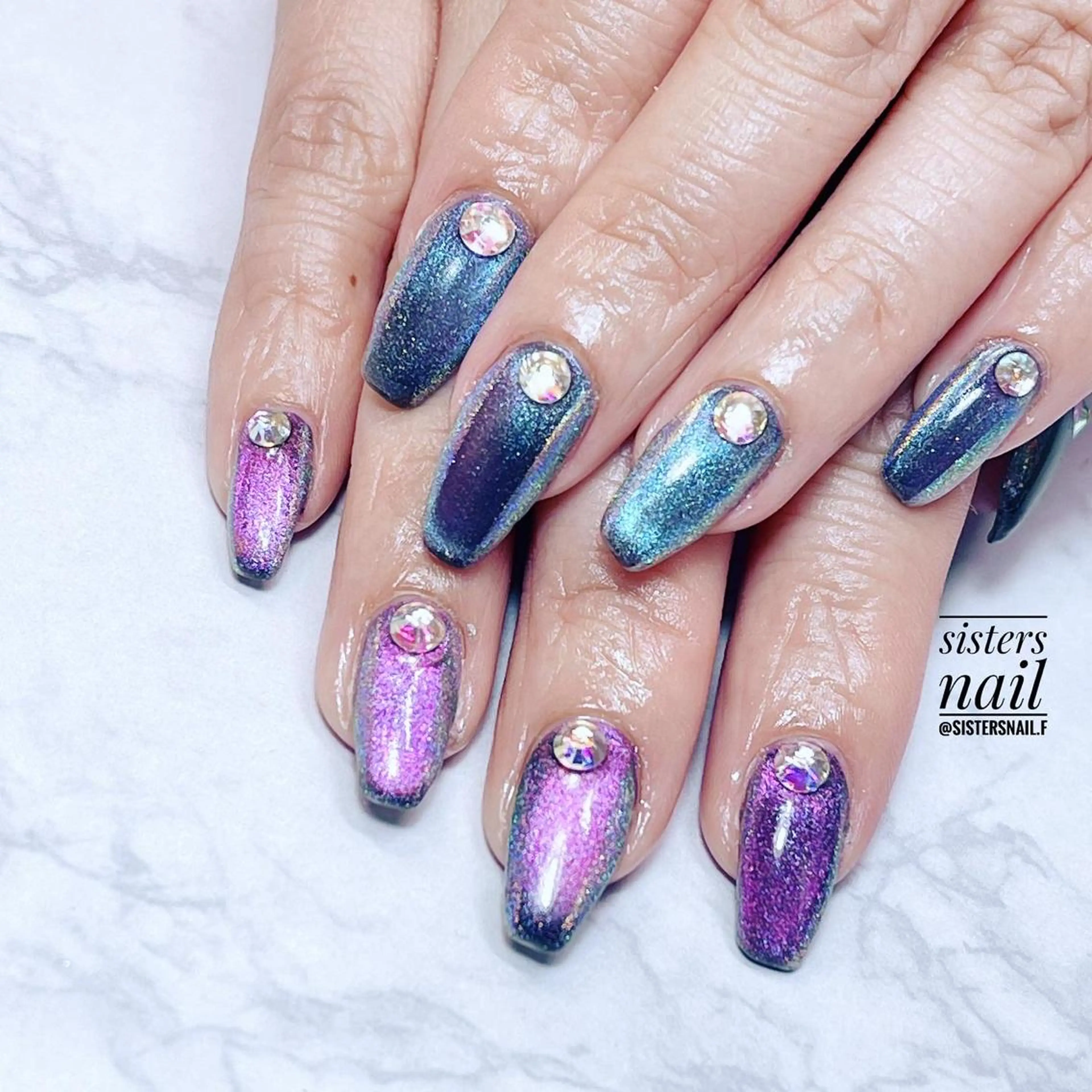 ネイル アートネイル キラキラネイル マグネットネイル ミラーネイル シンプルネイル sisters nail.fのネイルデザイン