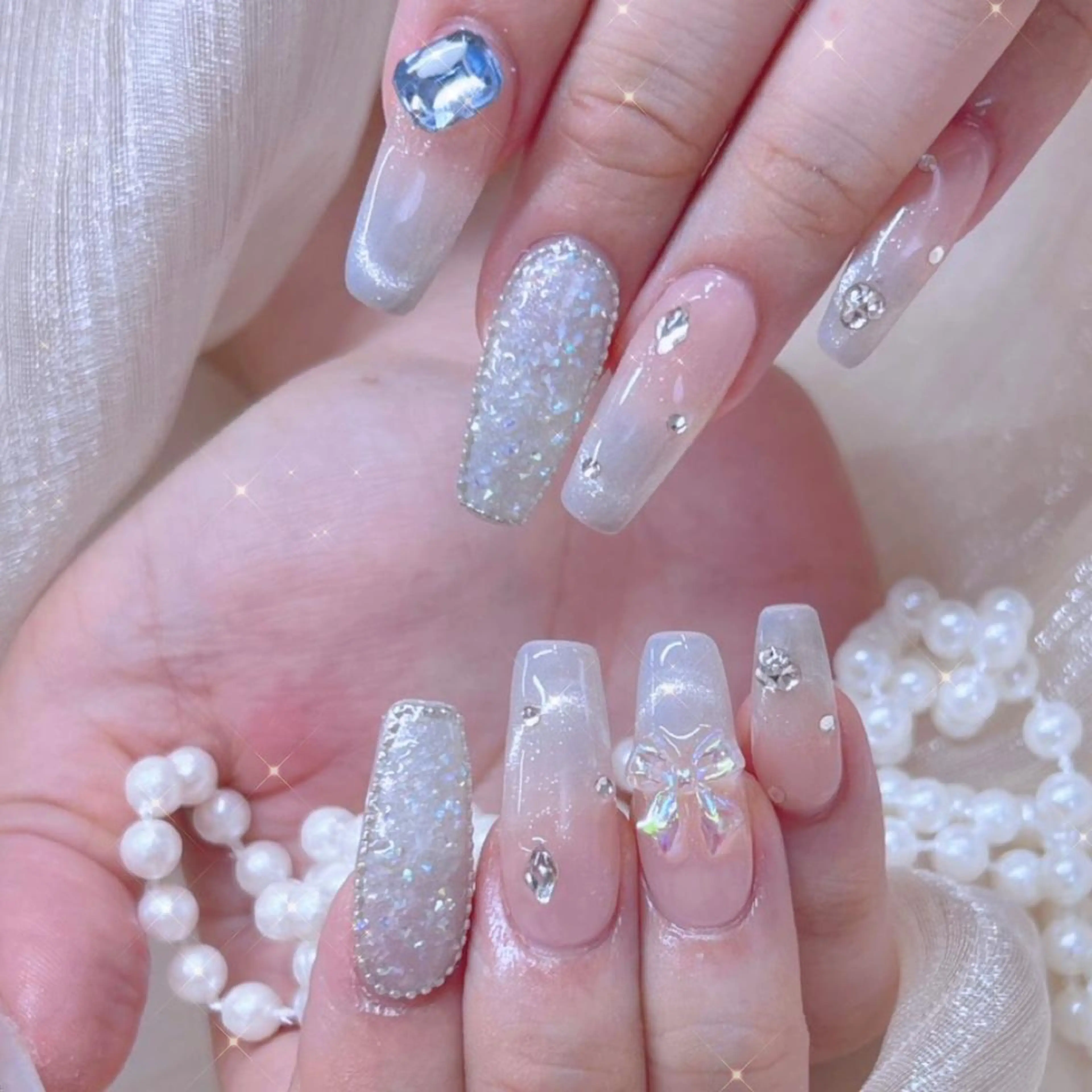ネイル ハンドネイル queens nailsalonのネイルデザイン