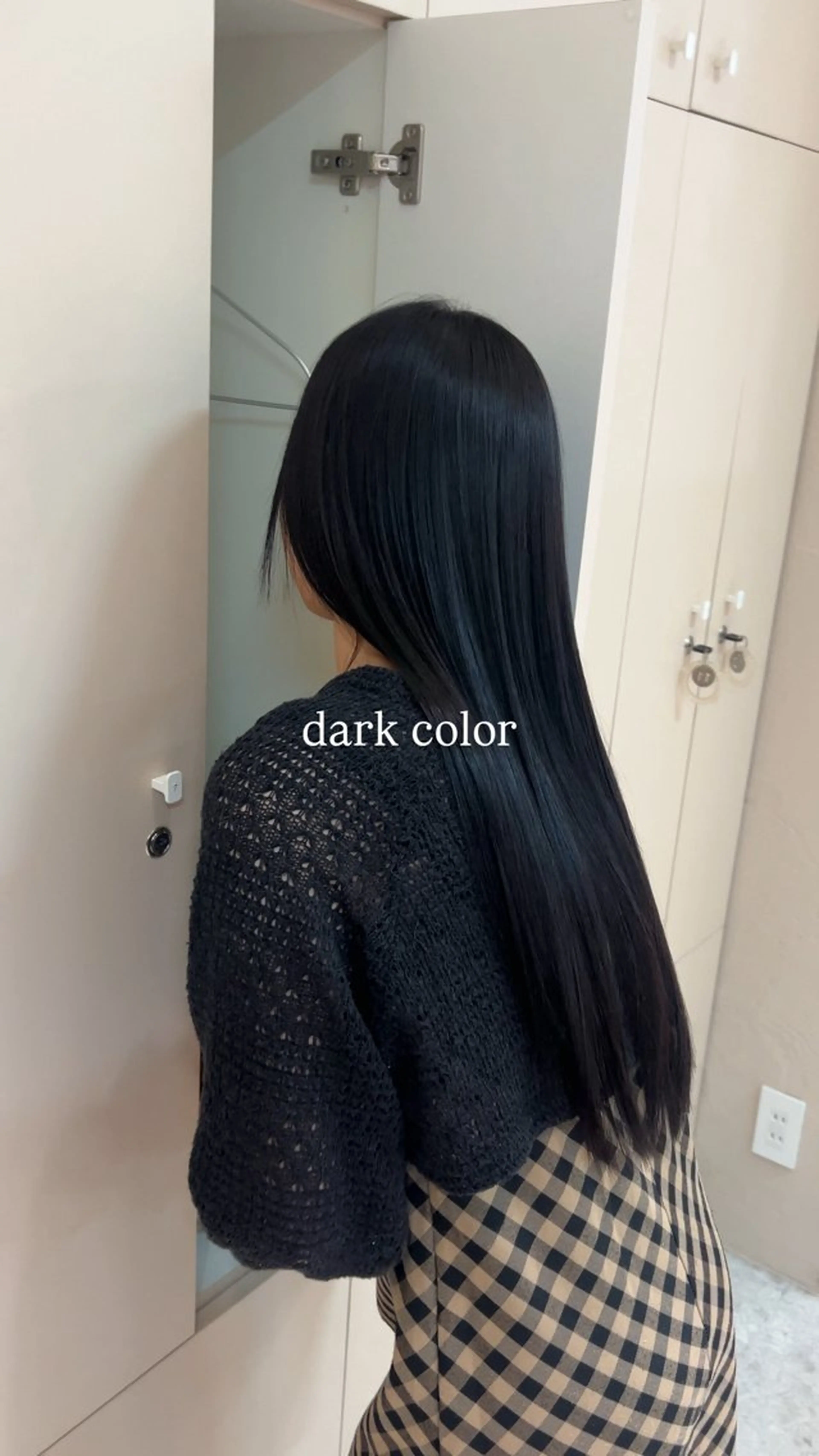 ロング 西田 百音のヘアスタイル