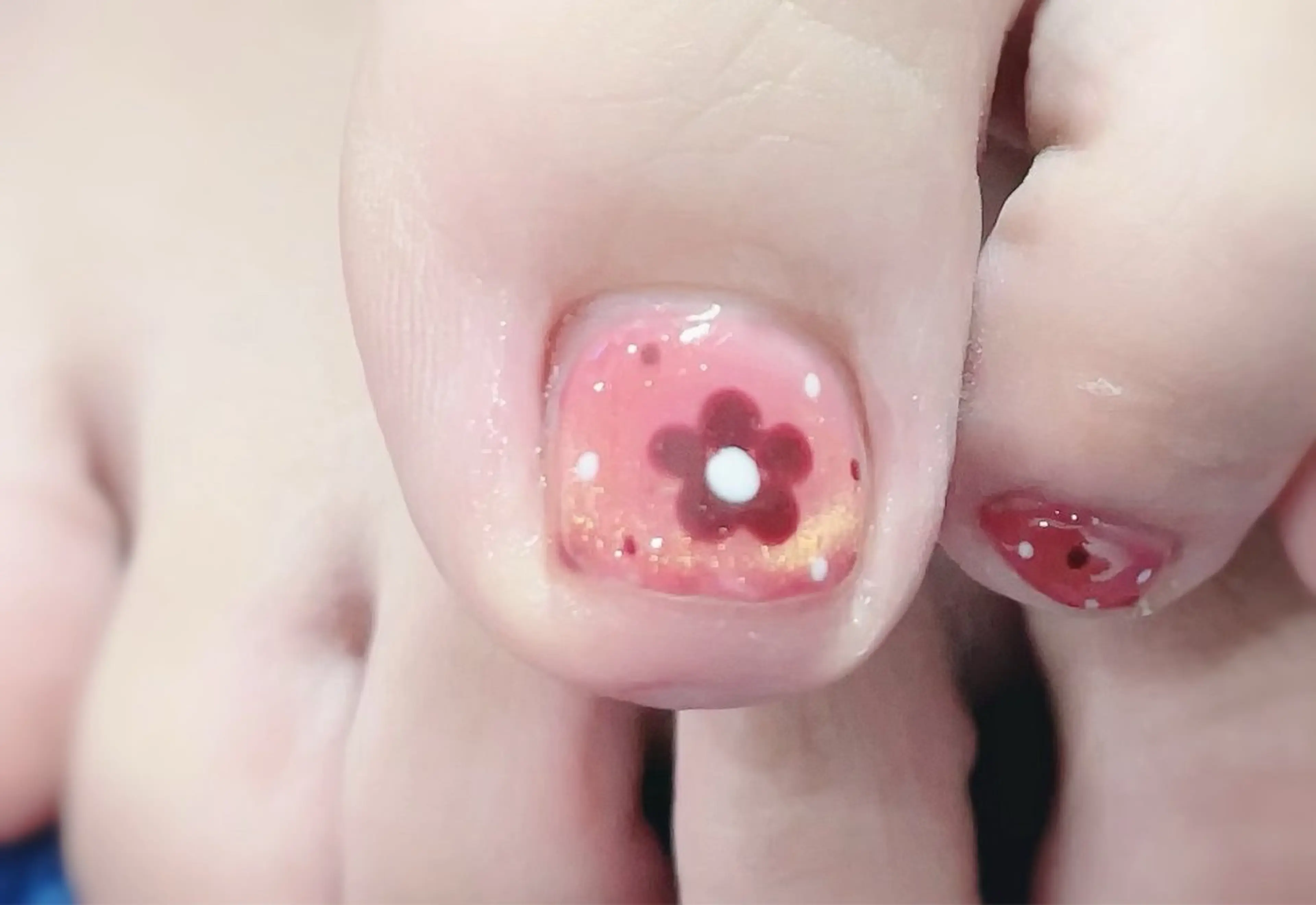 ネイル ハンドネイル MoonNail ユリ🌸のネイルデザイン