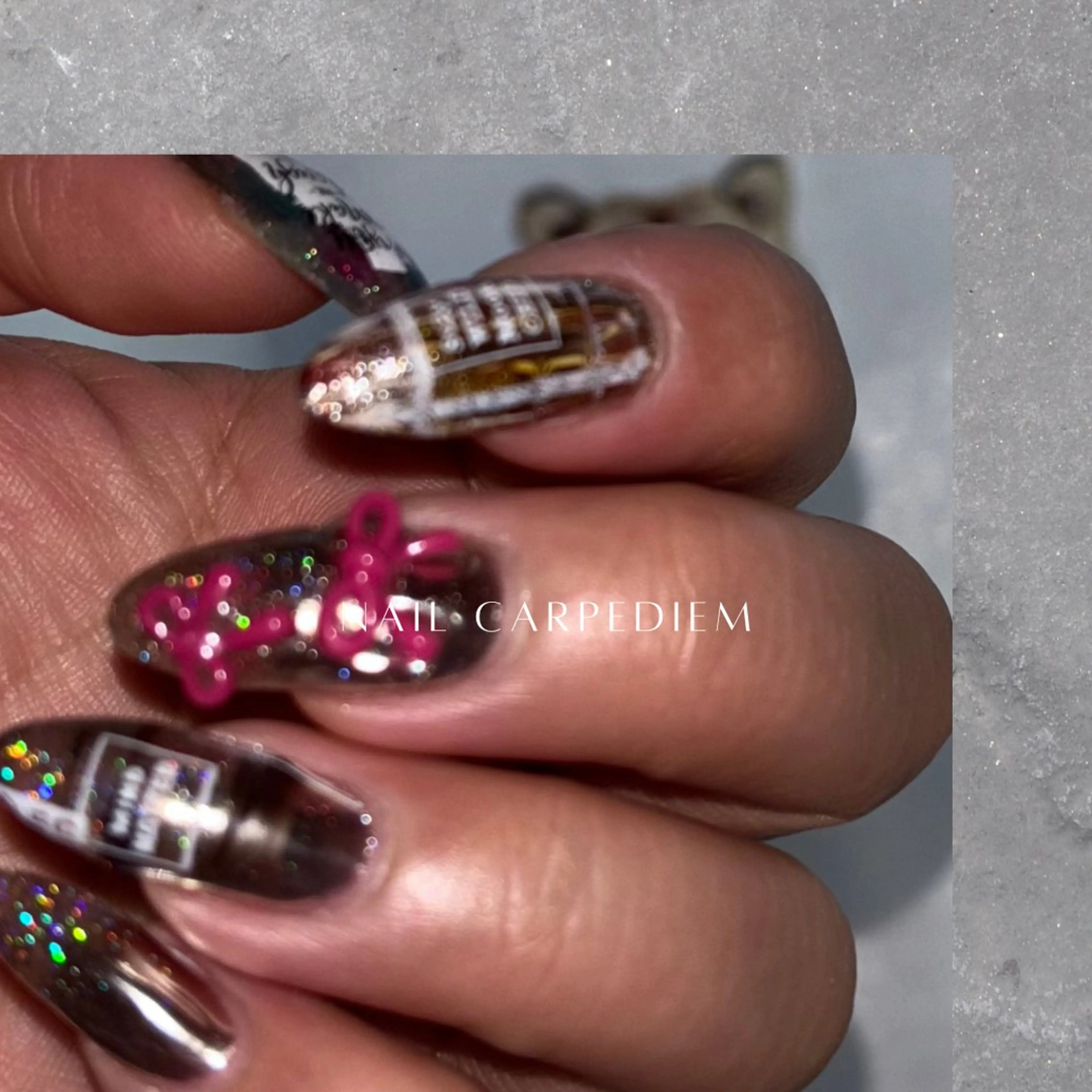 ネイル ミラーネイル 城東区ネイルサロン carpediemのネイルデザイン