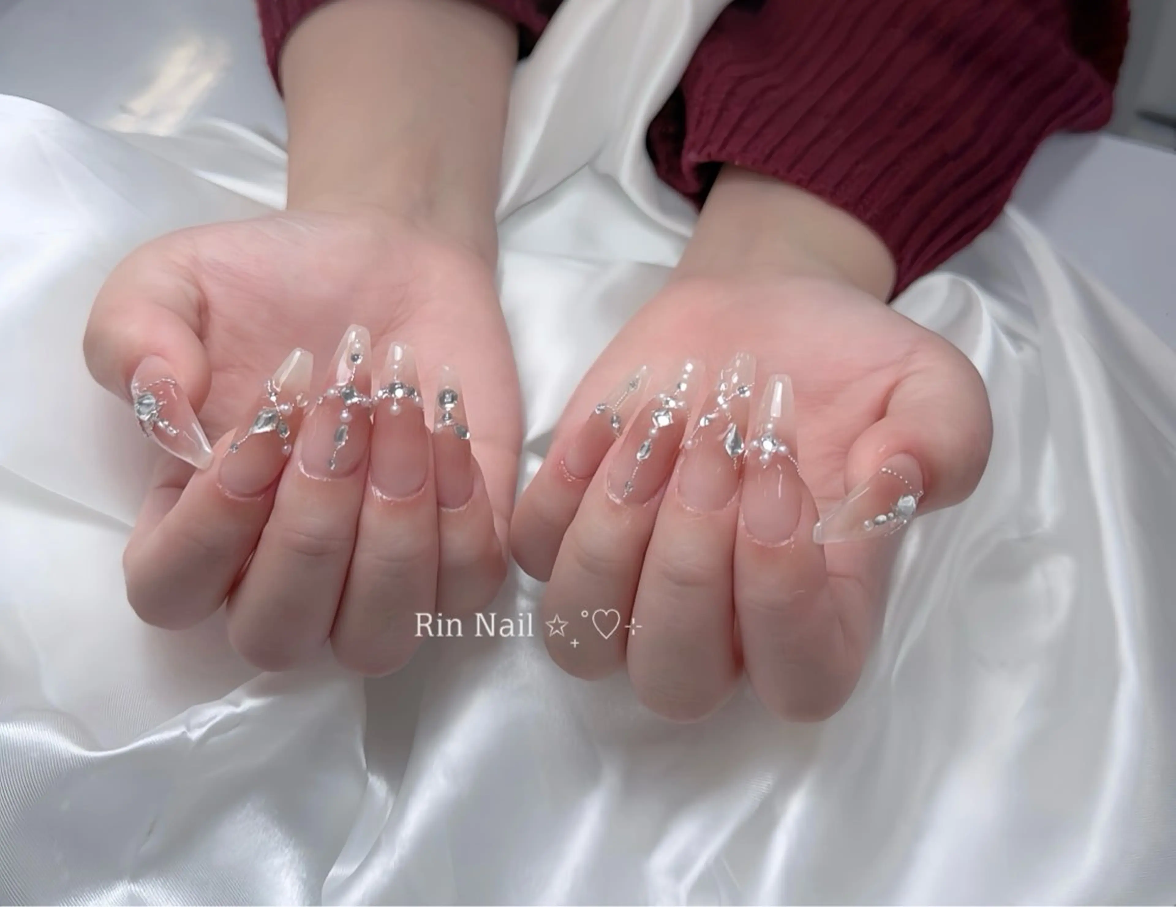 ネイル アートネイル チークネイル ジェルネイル ロングネイル マグネットネイル ハンドネイル Rin Nail 新大久保店のネイルデザイン