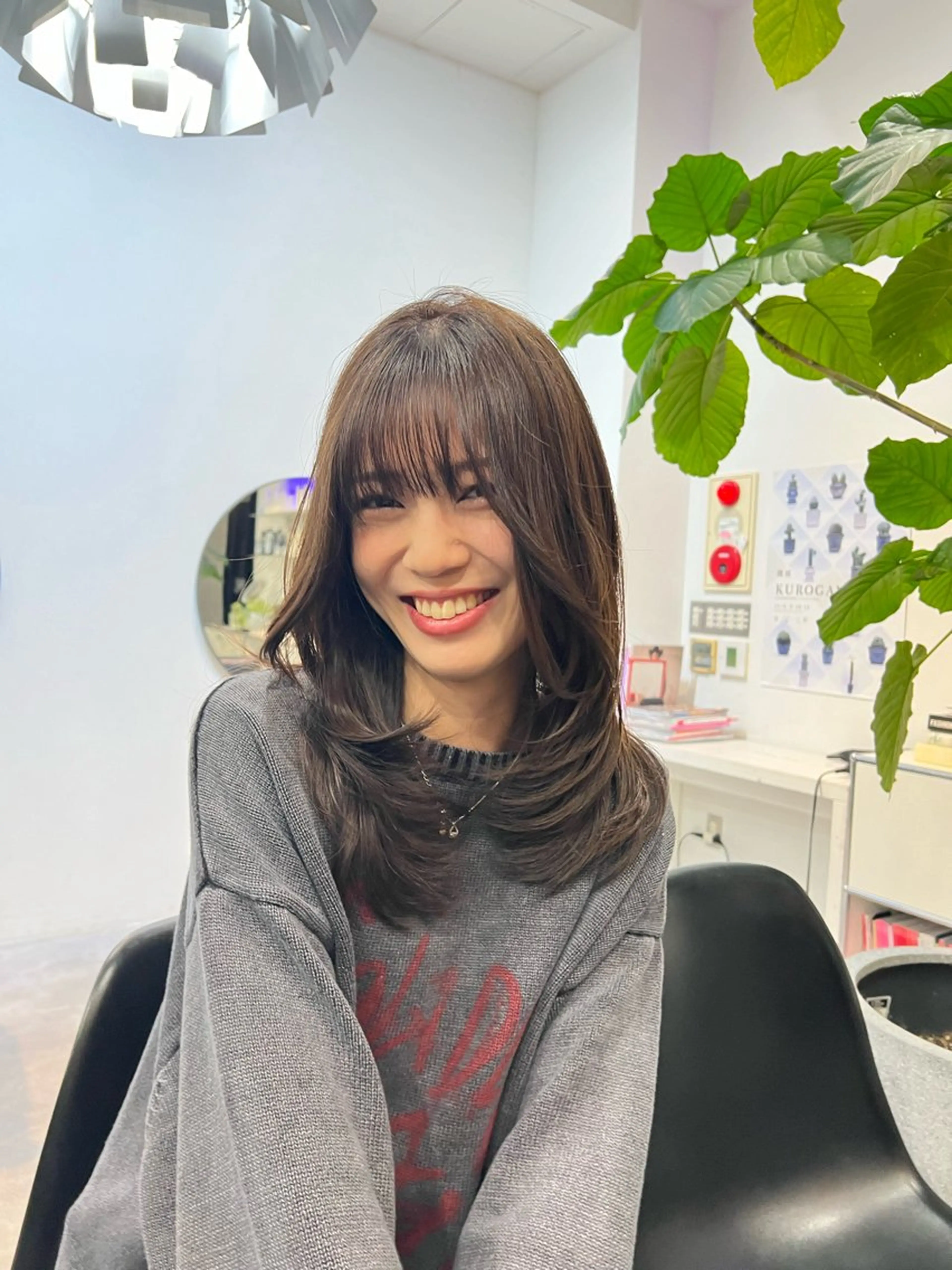ロング ハイレイヤー レイヤーカット RITZY ヒヨリのヘアスタイル