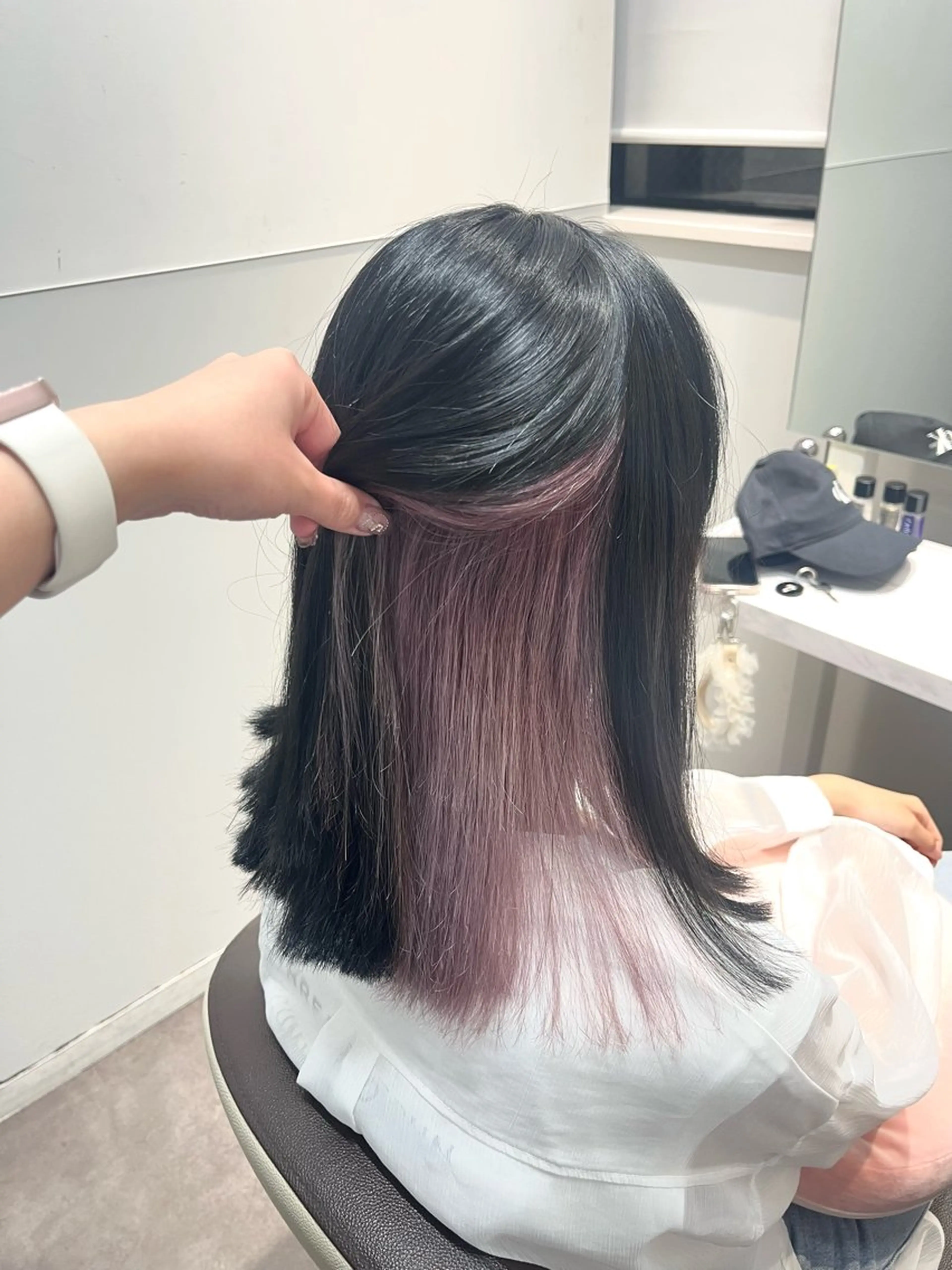 セミロング ヘアカラー ayane 🩵のヘアスタイル