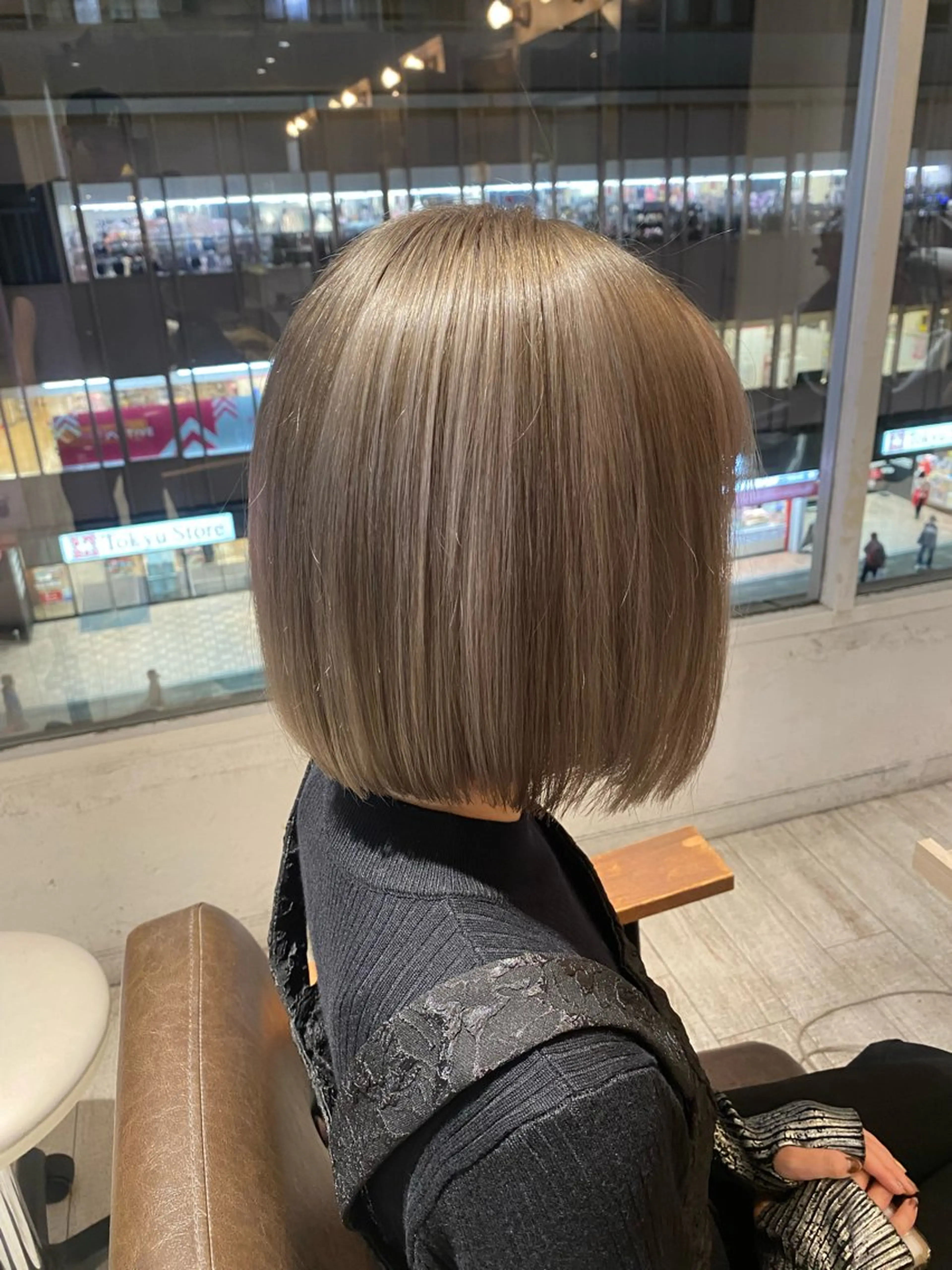 カラー ヘアカラー 韓国風／ハイトーン 砂原洋介のヘアスタイル