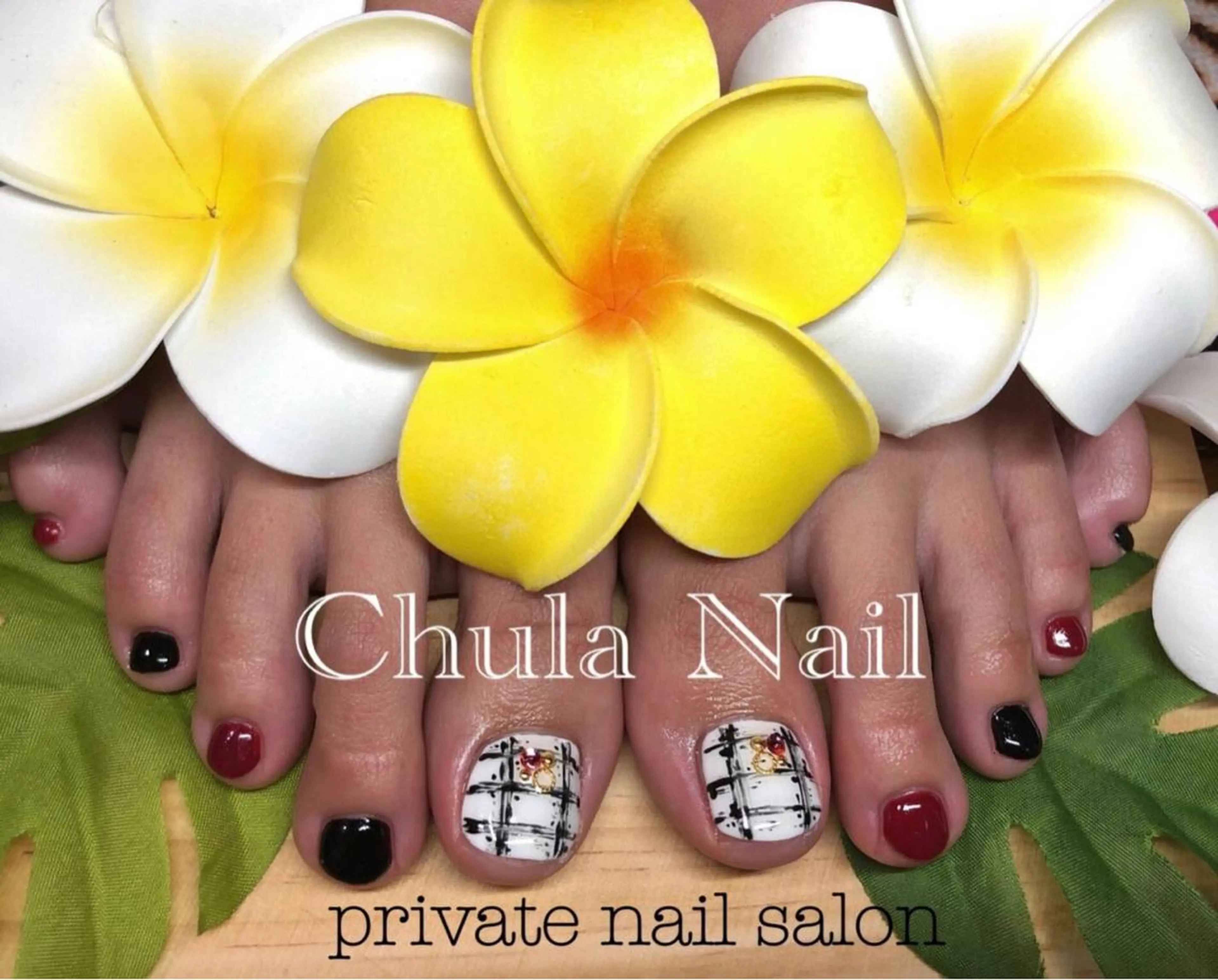 ネイル フットネイル ëmma nail_ by chulaのネイルデザイン