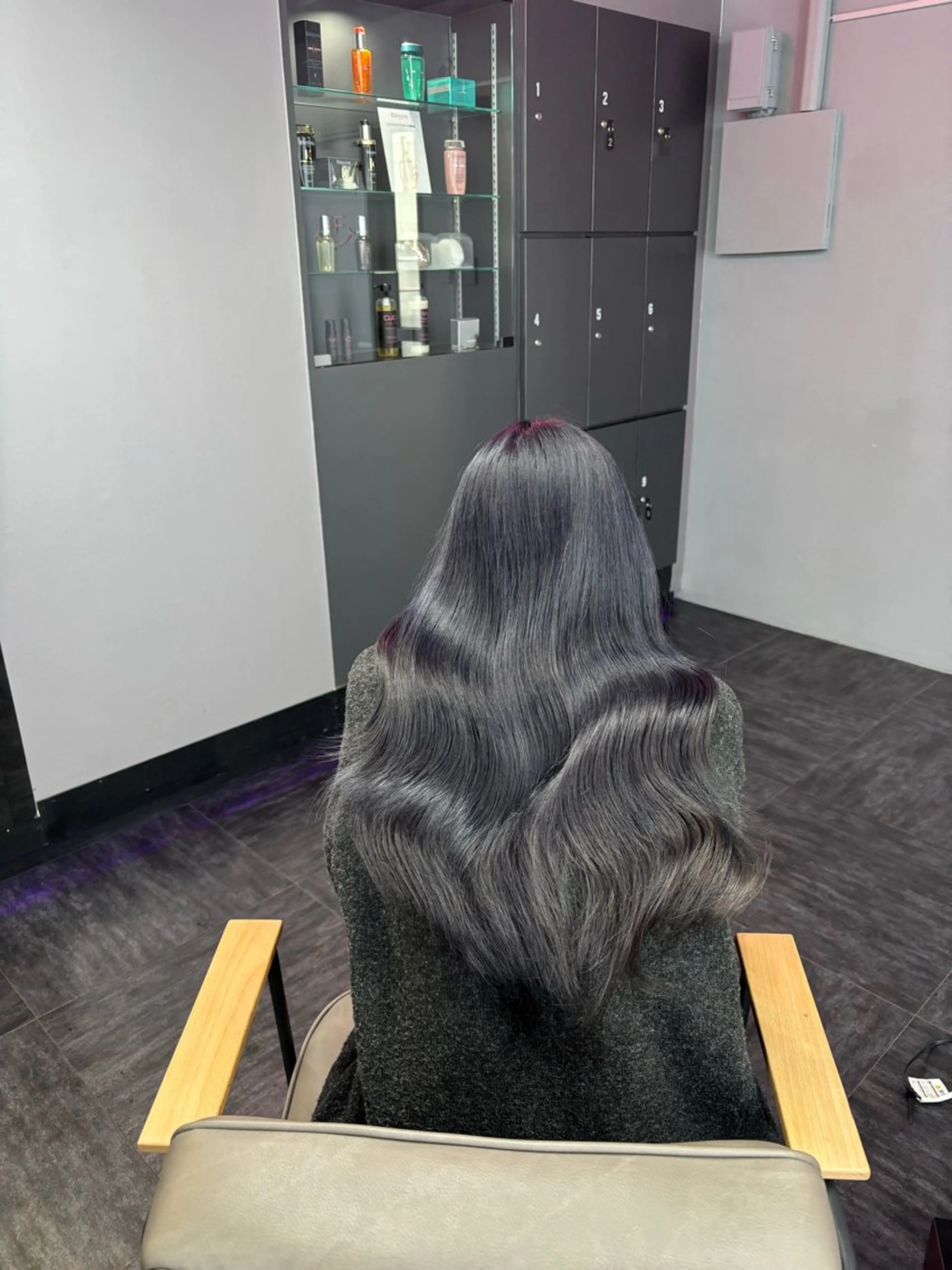 カラー 新垣 杏凜のヘアスタイル
