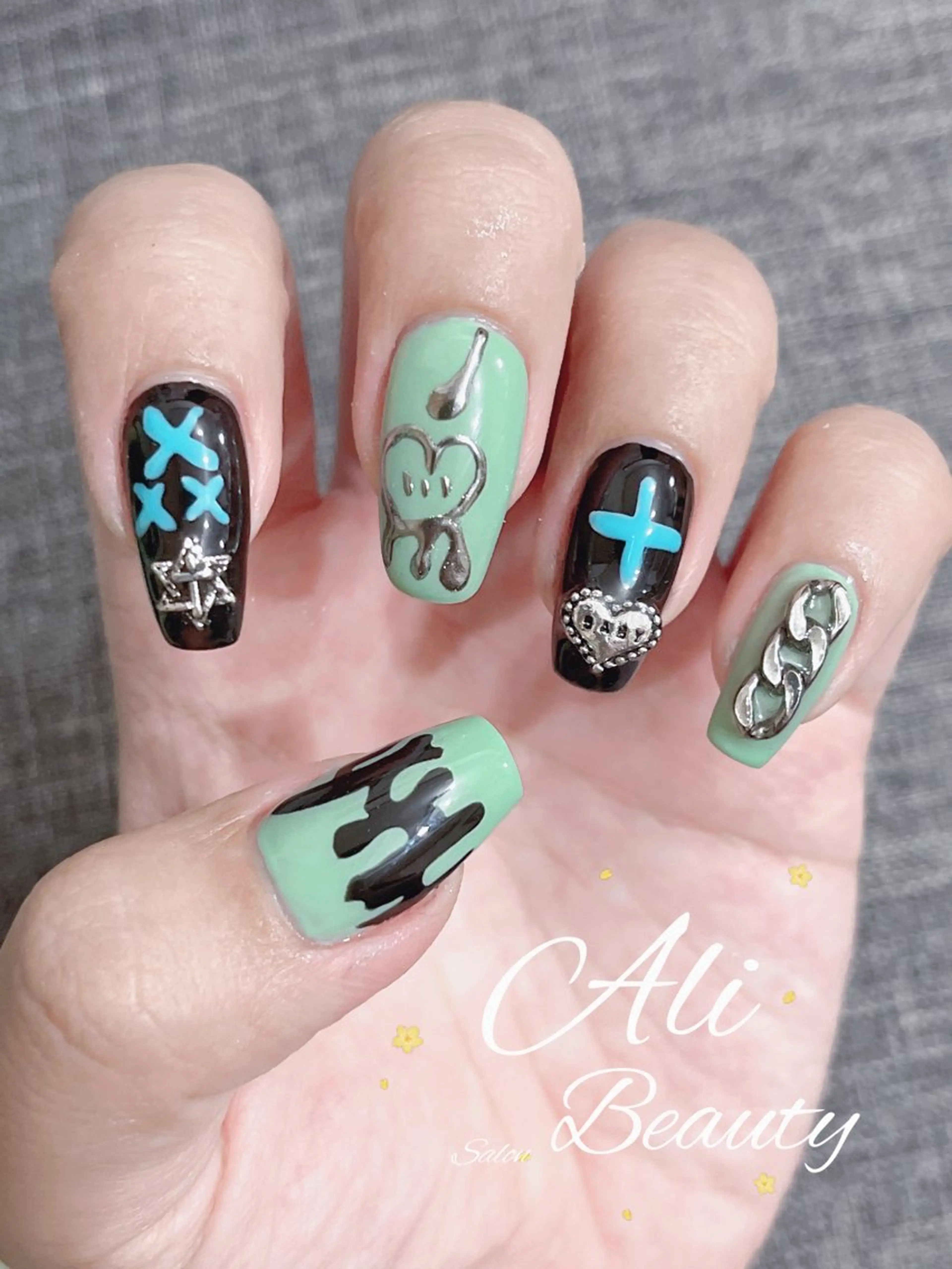 ネイル ハンドネイル Ali 新小岩 ネイル専門のネイルデザイン