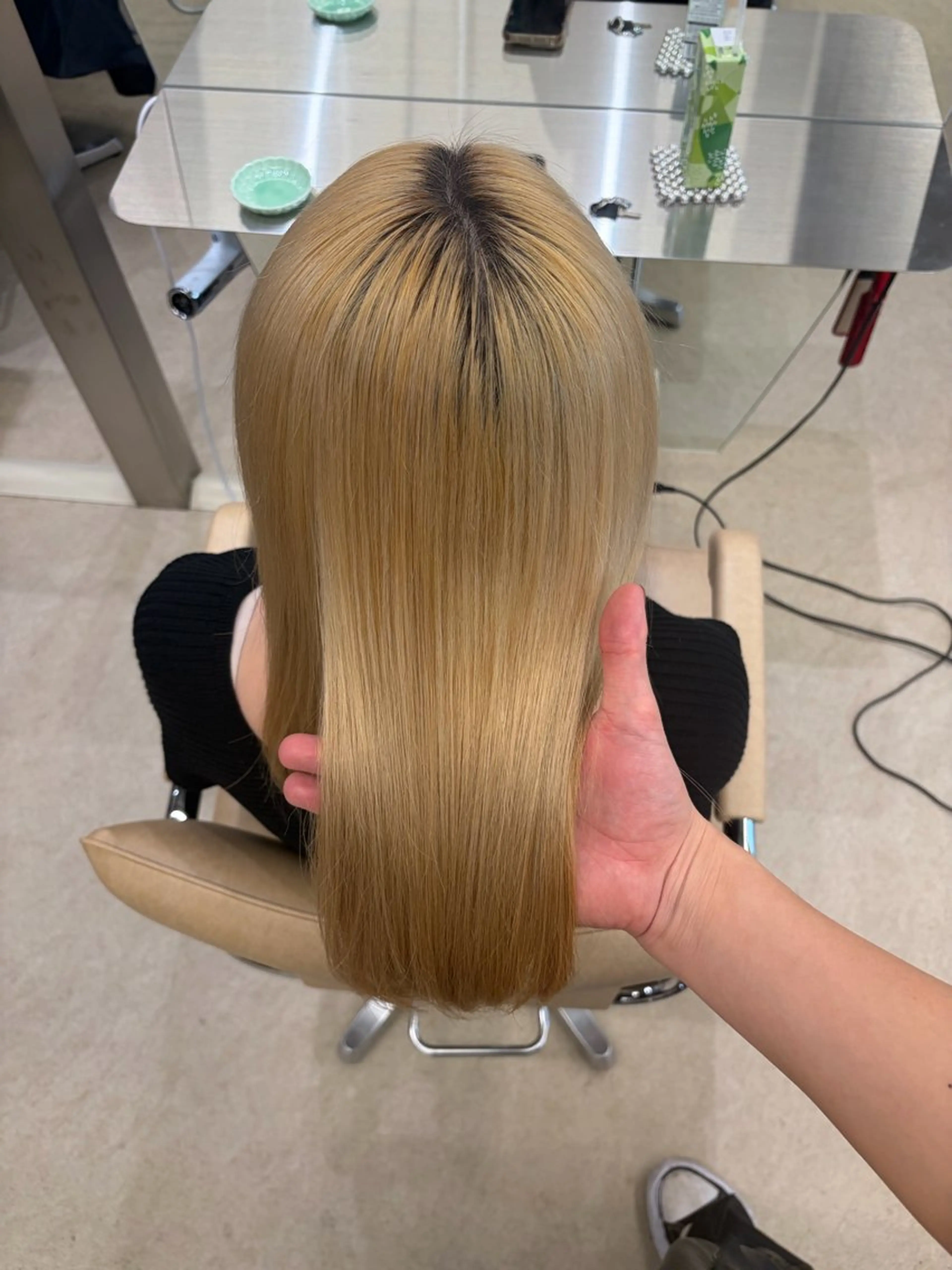 ミディアム 縮毛矯正 💛透明感ハイトーン /ブリーチ縮毛💛のヘアスタイル