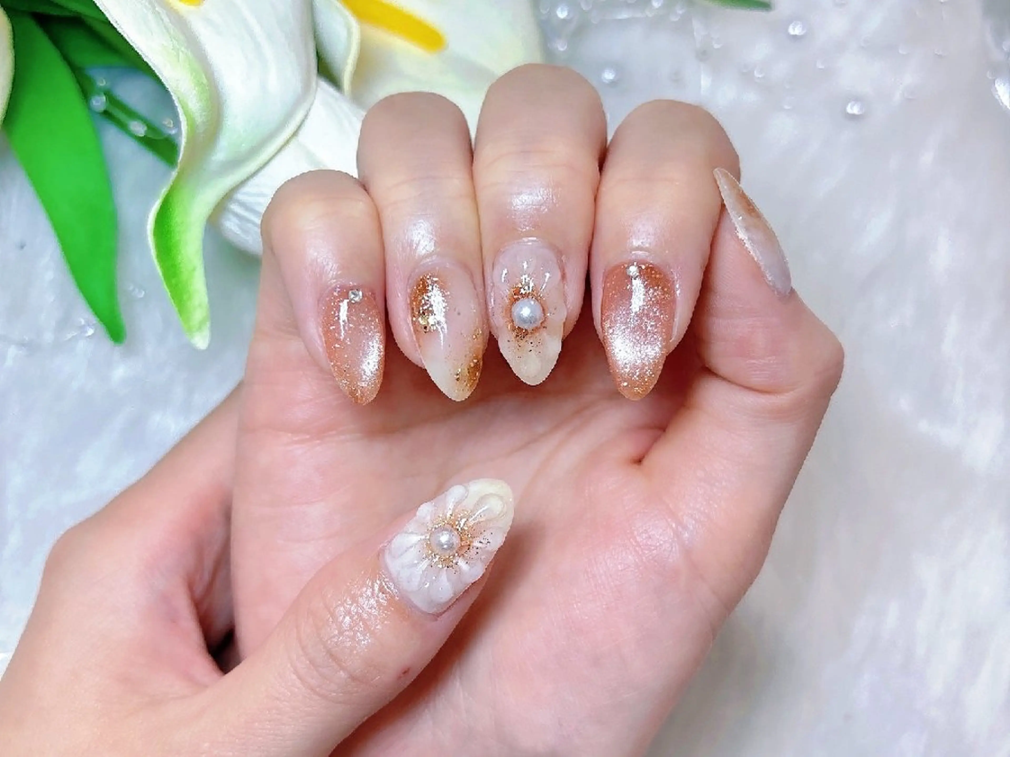 ネイル チークネイル 成人式 長さ出し フラッシュネイル フレンチネイル Chouette Nailのネイルデザイン