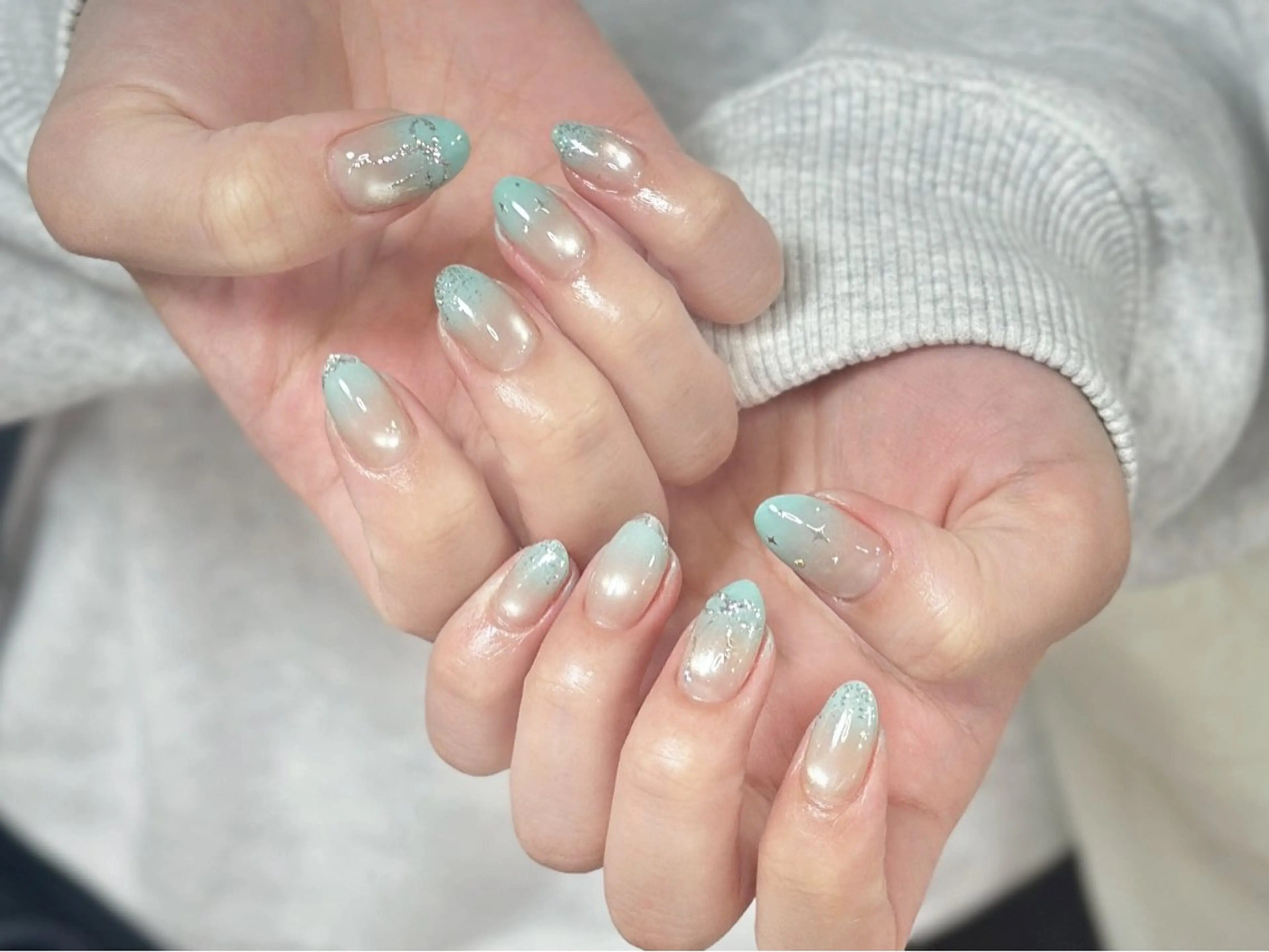 ネイル アートネイル オーロラネイル チークネイル フレンチネイル ガラスフレンチ 🎀YooLi Nail salonのネイルデザイン