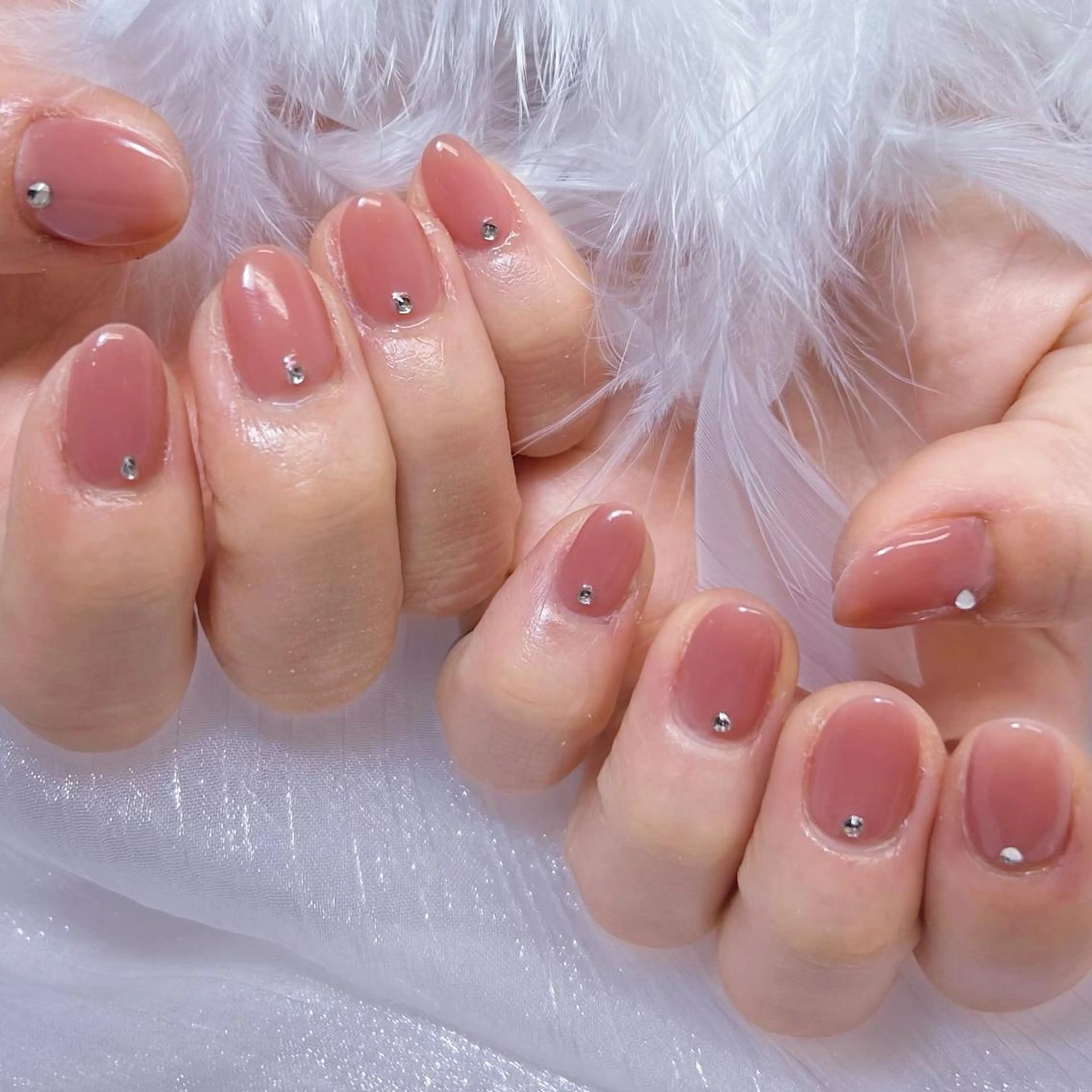 ネイル アートネイル オーロラネイル ガーリー キラキラネイル 韓国ネイル ハンドネイル Leah 💅のネイルデザイン