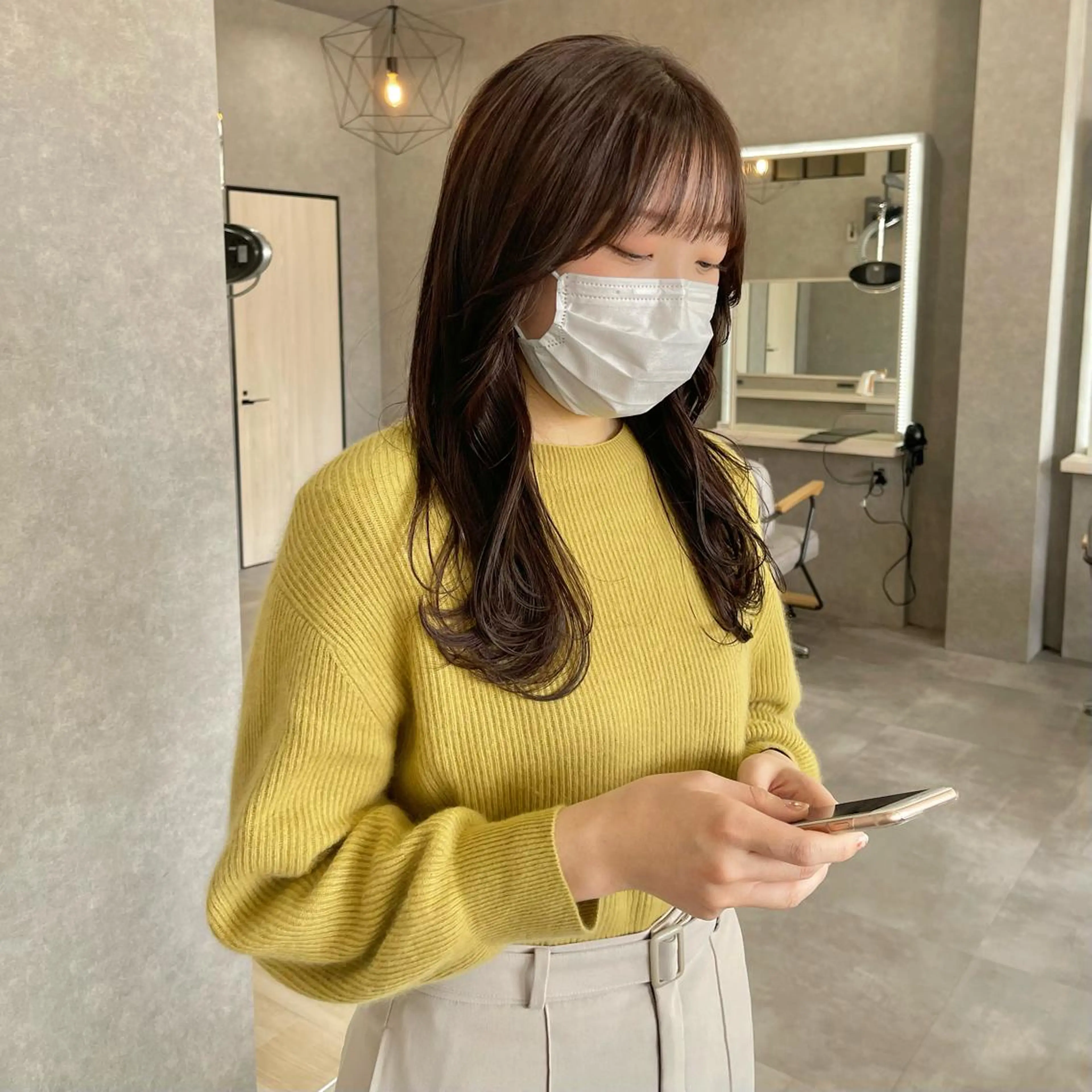 セミロング カラー 一ノ瀬 暁のヘアスタイル