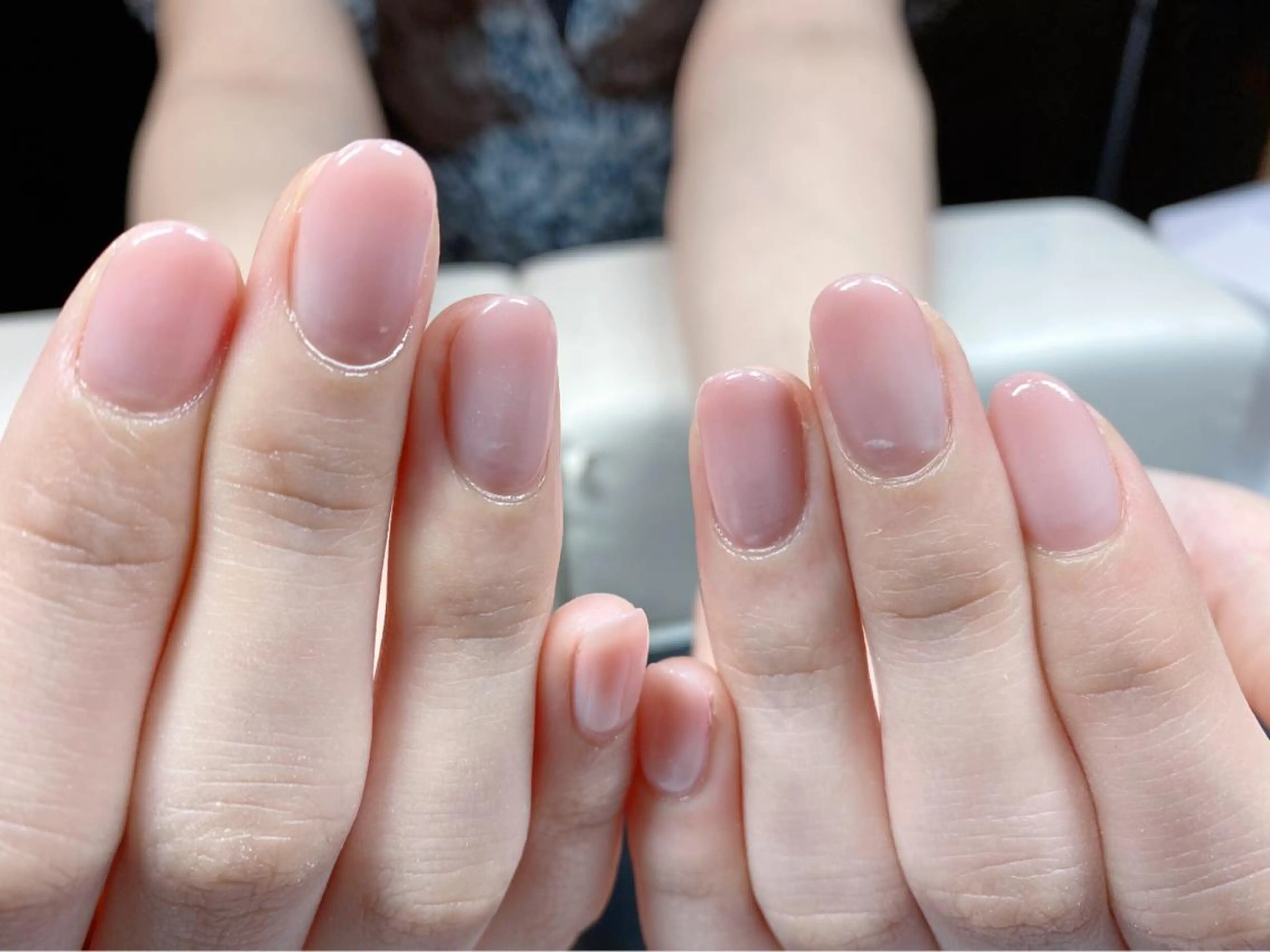 ネイル ニュアンスネイル🌈 MYU Nailsのネイルデザイン