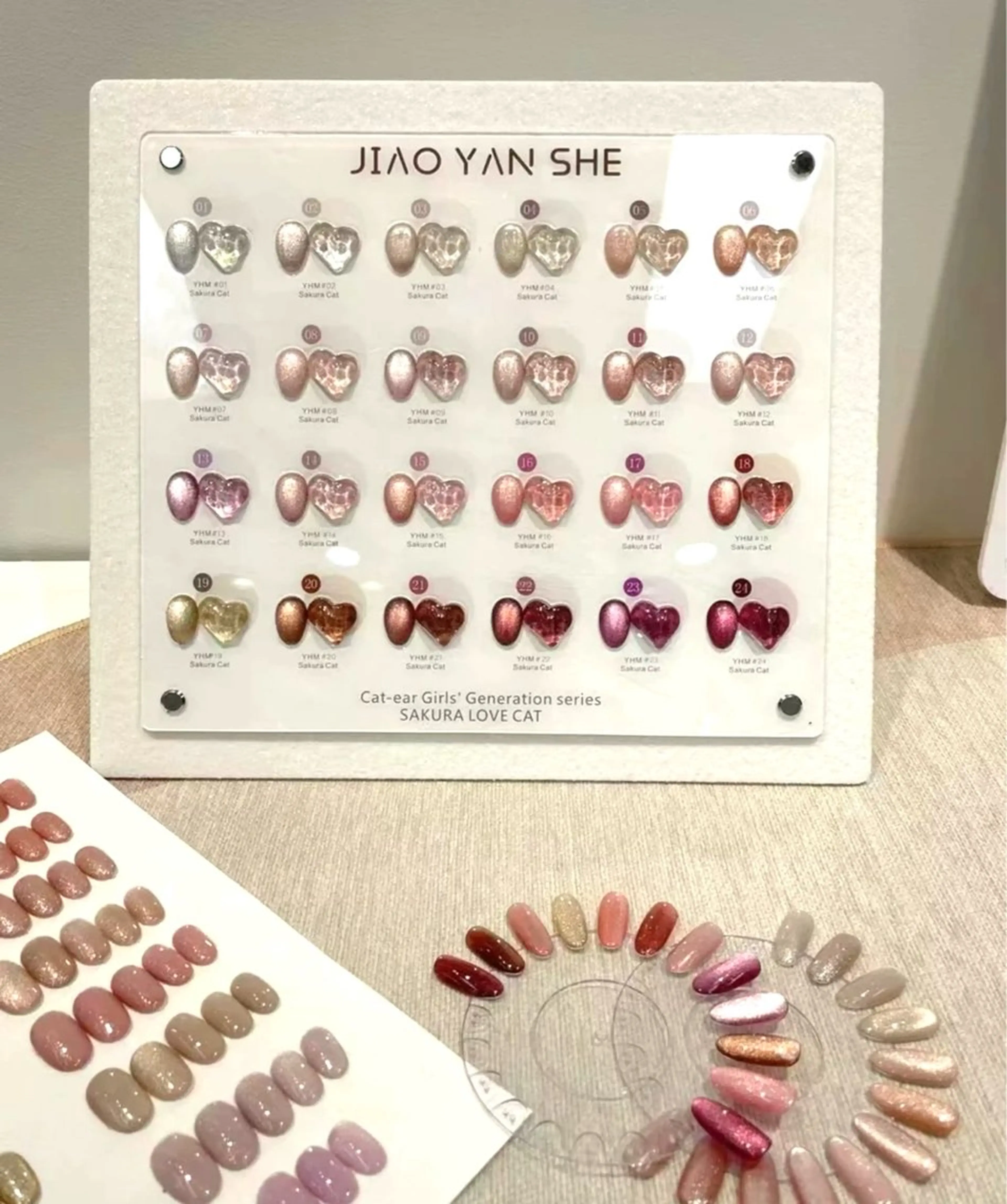 ミディアム ハンドネイル めぐみのネイルサロン スタッフ練習のネイルデザイン