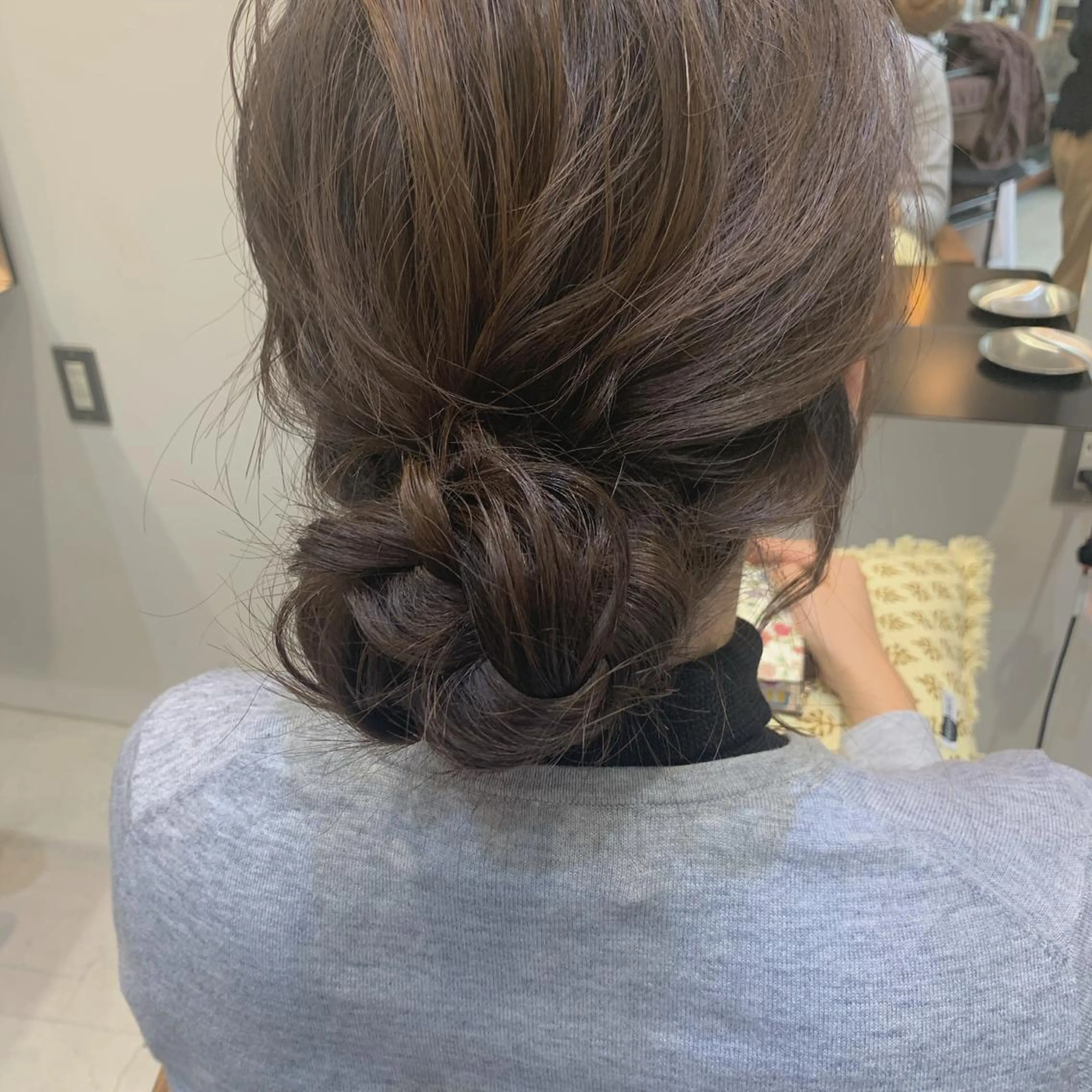ヘアアレンジ 名駅🦢大人艶カラー 🪽カミヤアカネのヘアスタイル