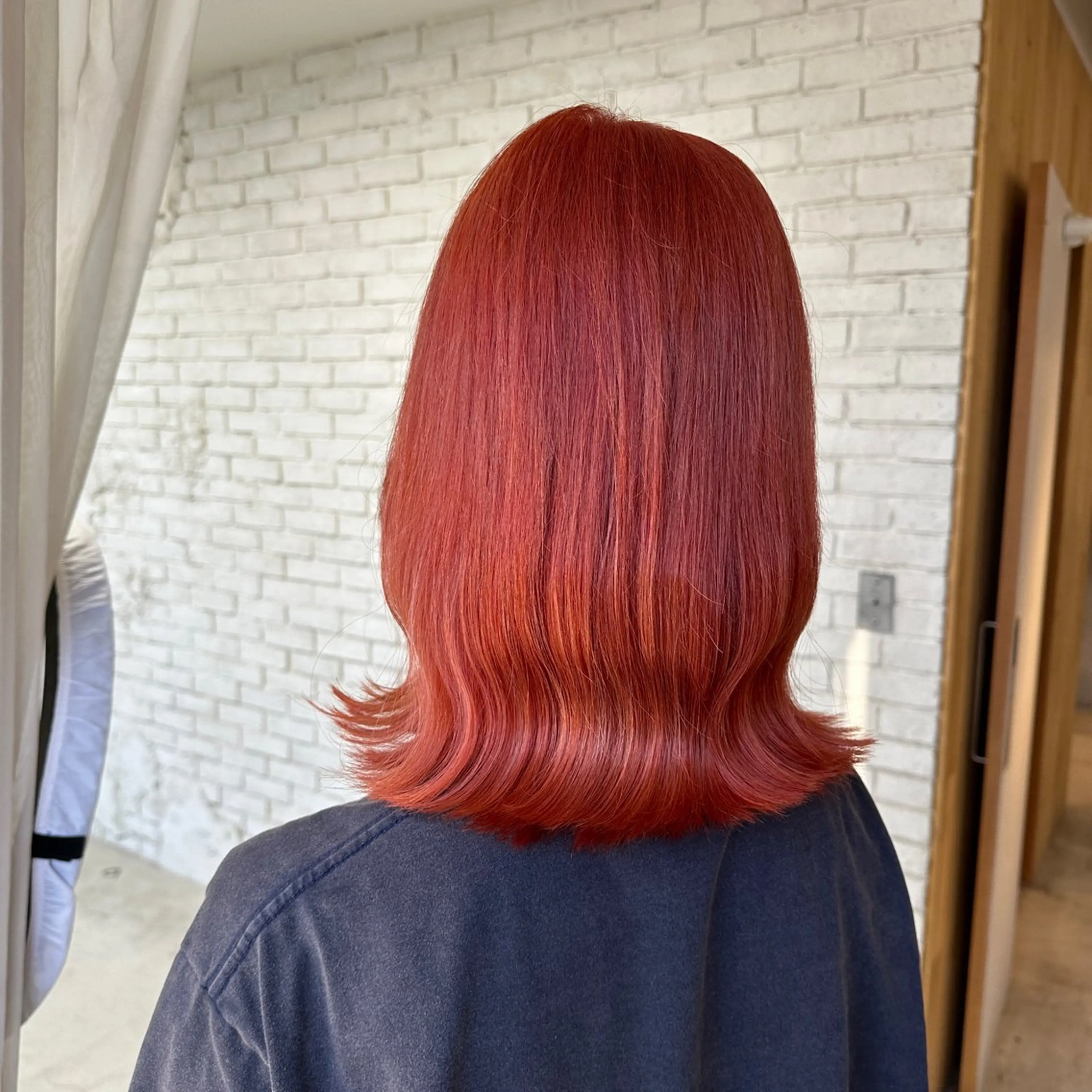 セミロング カラー ベージュカラー ブリーチ ケアブリーチ ダブルカラー ハイトーンカラー レイヤーブリーチ特化 ホワイト専門/岸のヘアスタイル