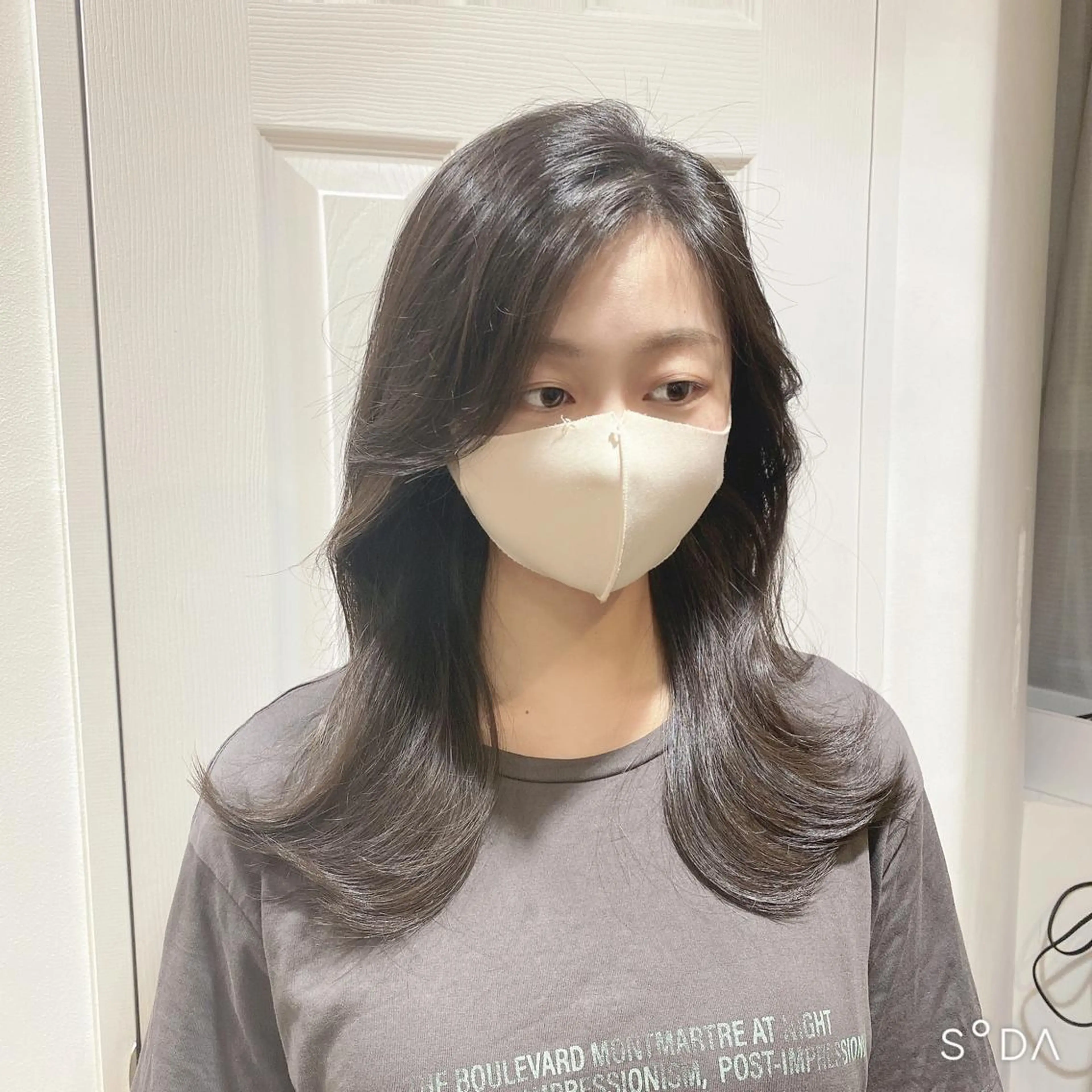 ミディアム カット パーソナルカラー lapiax阿部のヘアスタイル