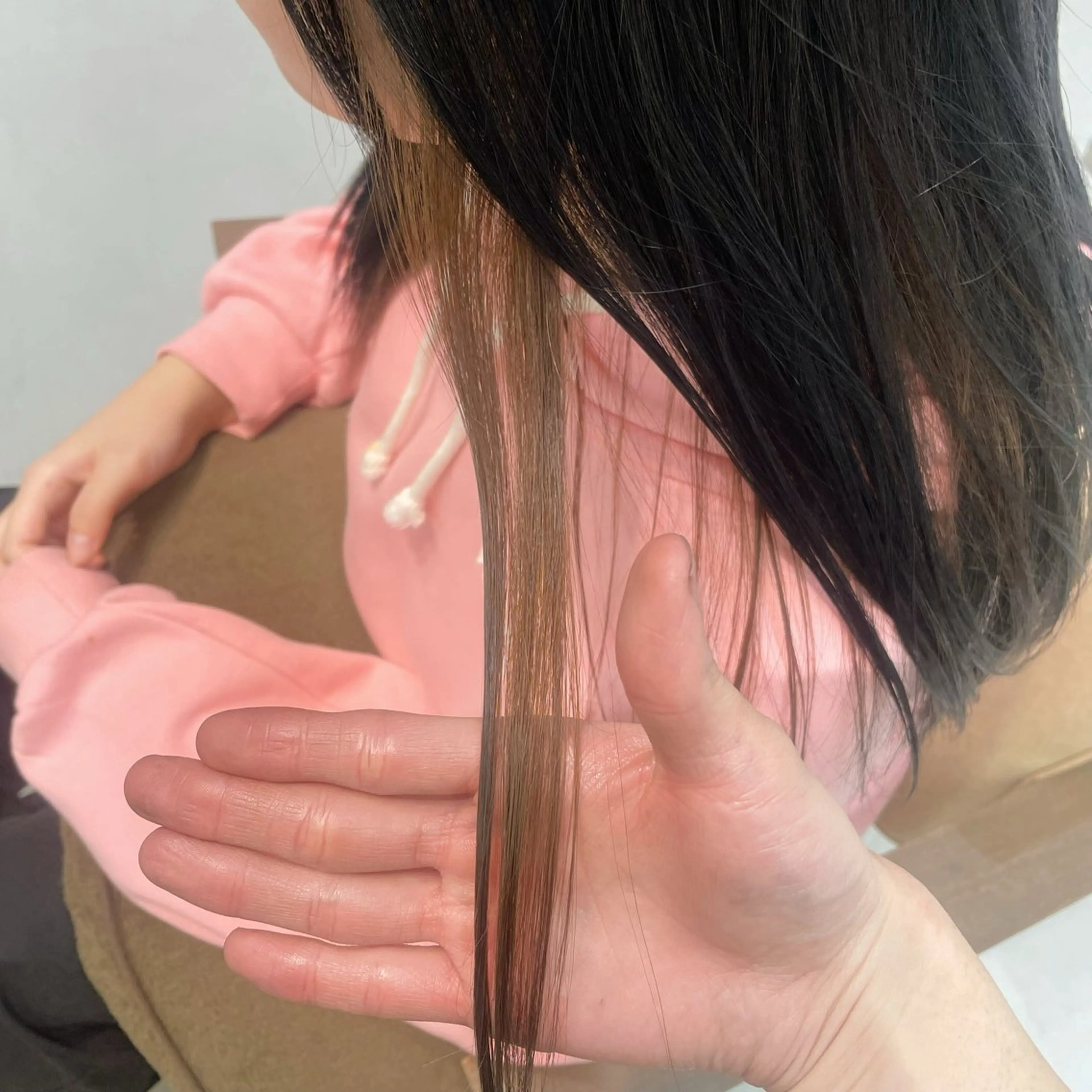 セミロング ヘアカラー かずや🍀/髪質改善 /艶髪カラー/眉毛のヘアスタイル