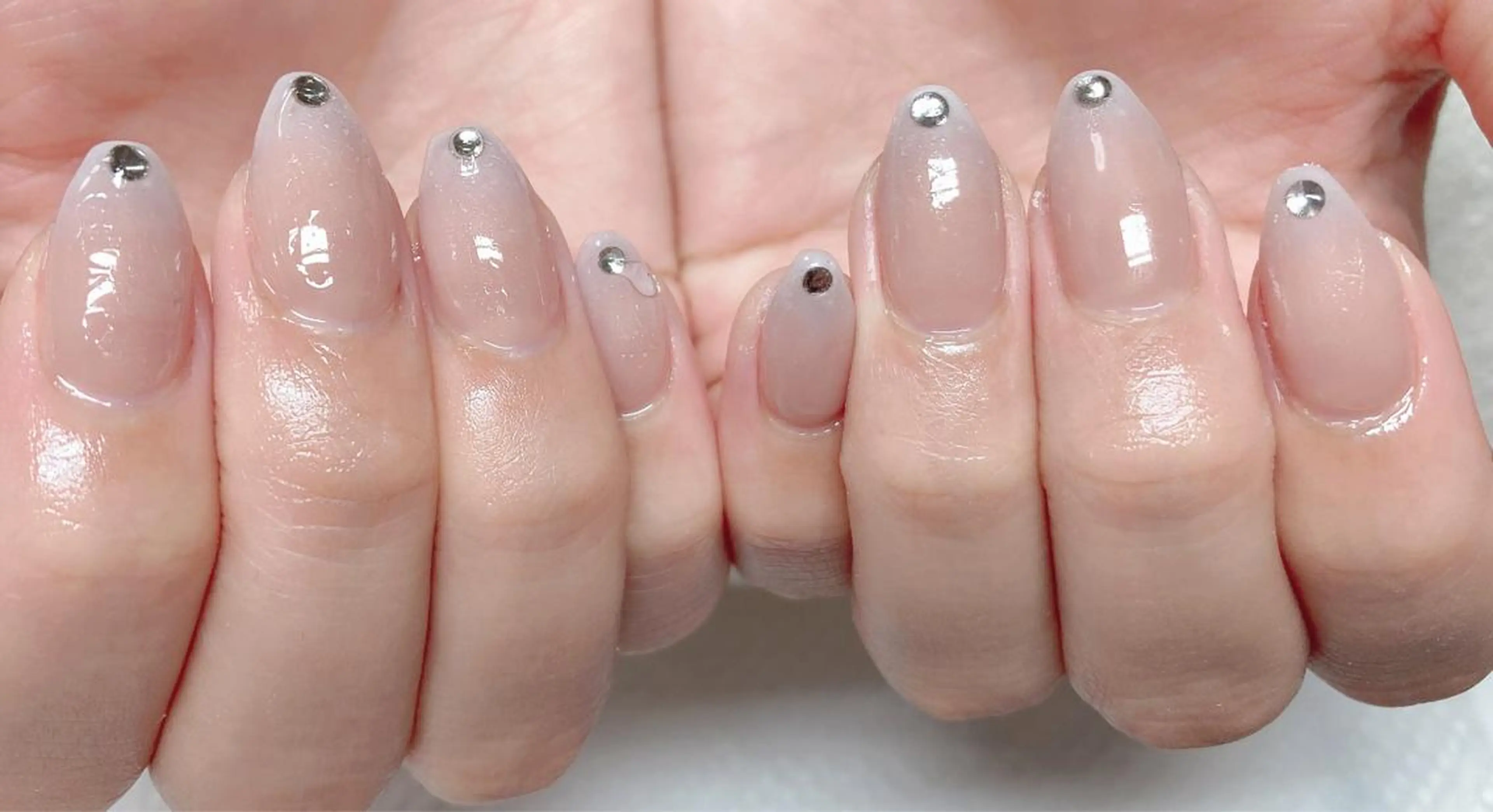 ネイル ニュアンスネイル🌈 MYU Nailsのネイルデザイン