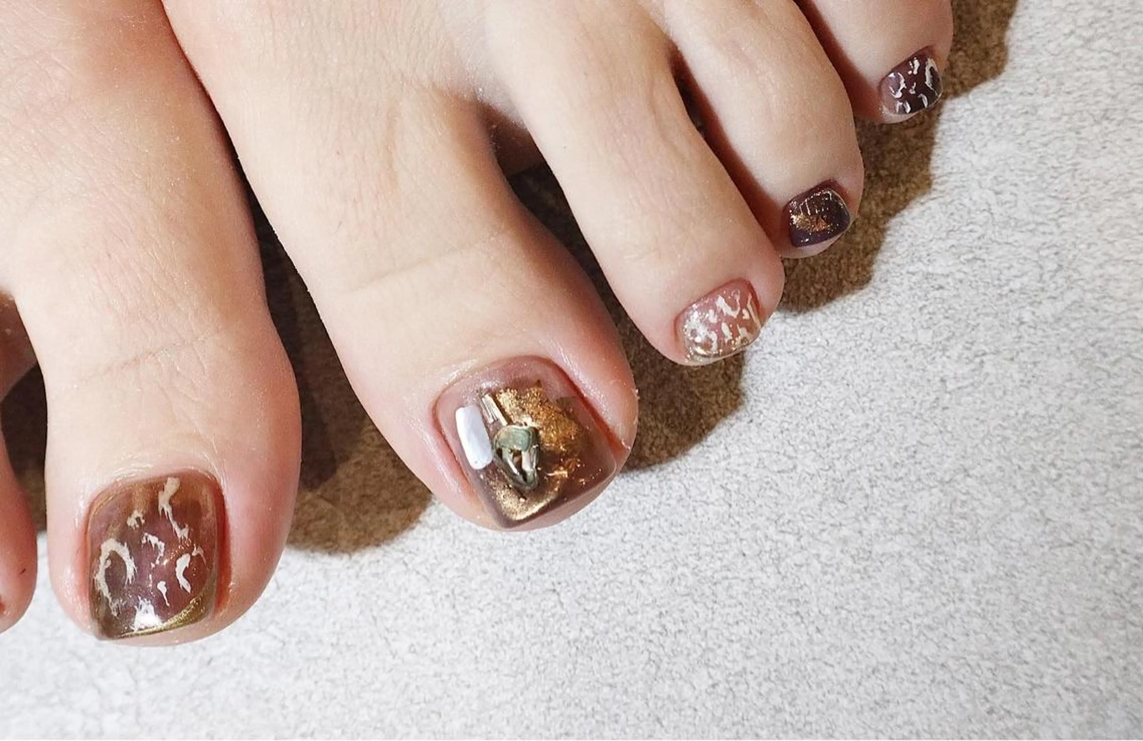 ネイル フットネイル 小河 仁美のネイルデザイン